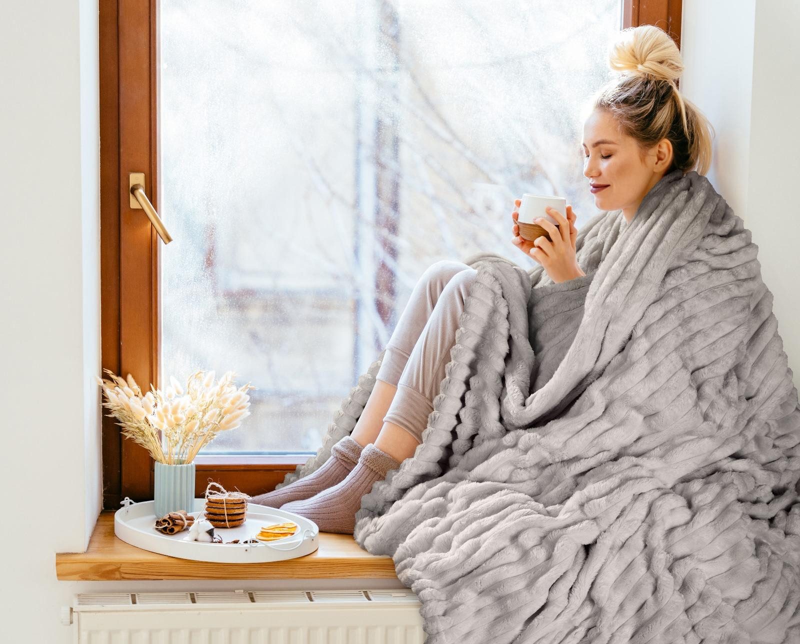 Wohndecke SOFT, Design91, Streifen Steppung Gestreifte Decke Gesteppte Sofadecke