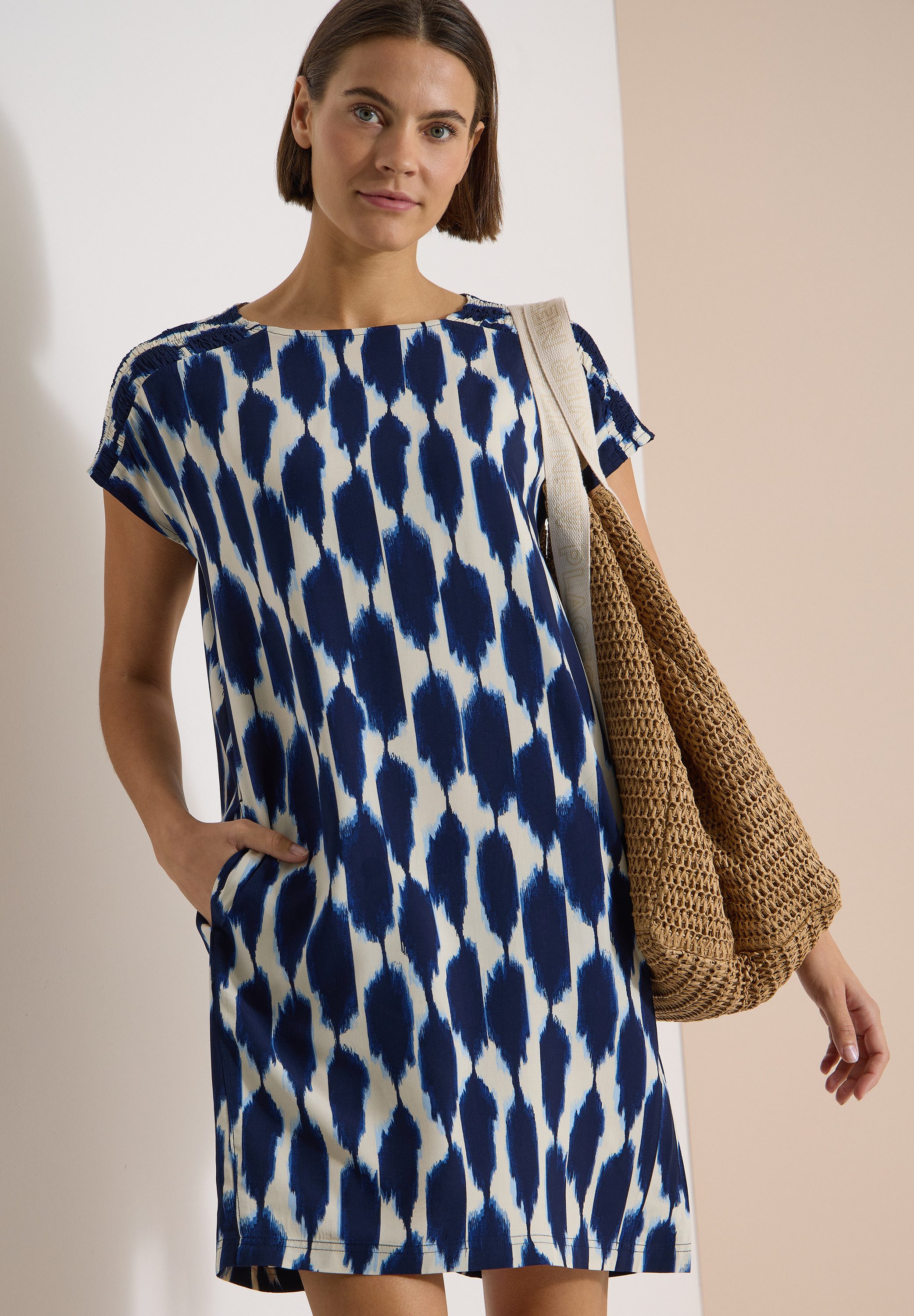 CECIL Druckkleid Sommerkleid mit Capsleeves und grafischem Muster – Bild 4 von 5