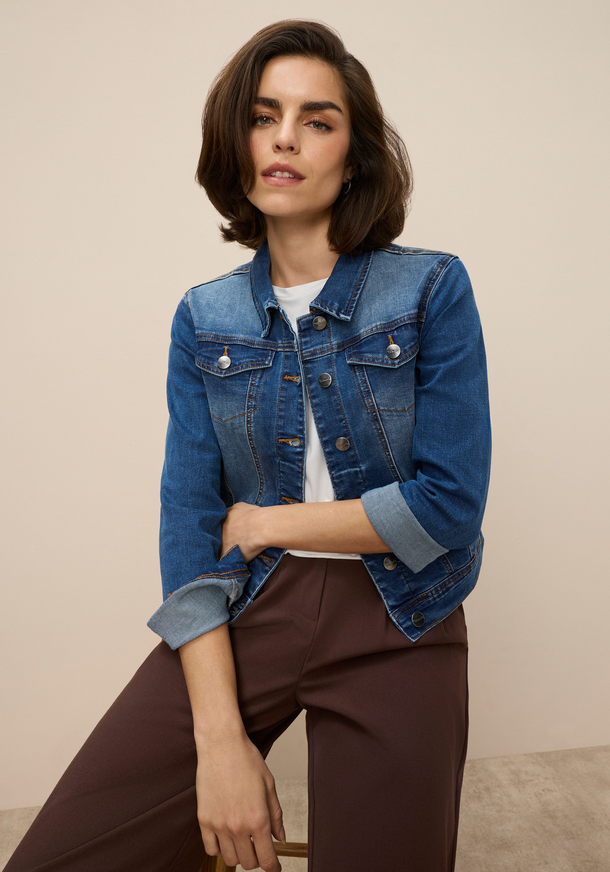 Tamaris Jeansjacke aus elastischem Denim-Material, mit Brusttaschen und Ein günstig online kaufen