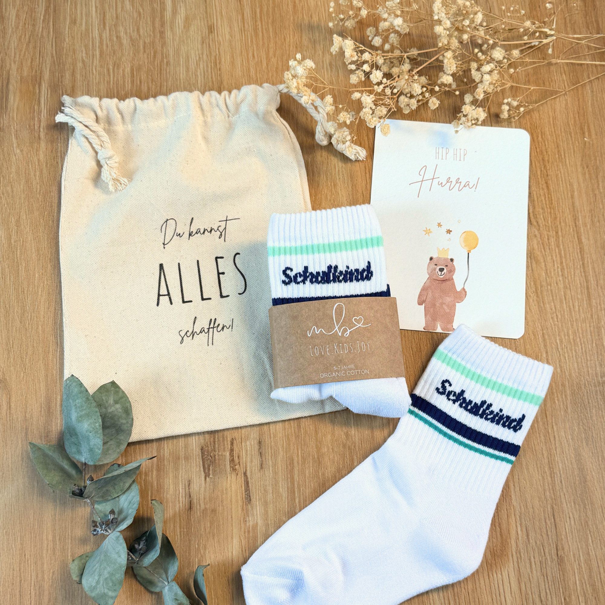 MeinBaby123® Freizeitsocken Schulkind Socken, Geschenk zur Einschulung, Geschenkidee Einschulung, Outfit Einschulung, Schulkind 2025