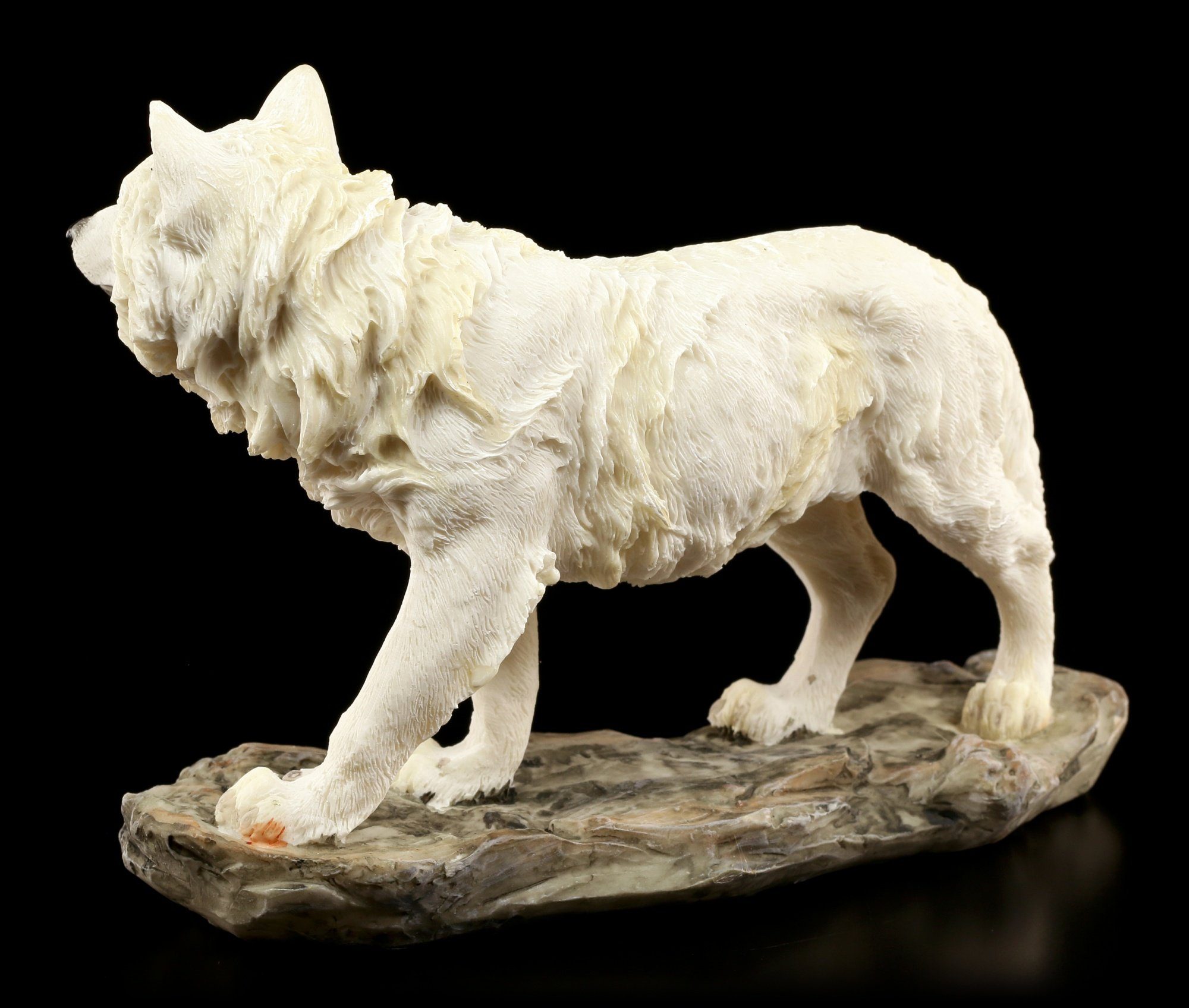 Figuren Shop GmbH Tierfigur Wolf Figur - Der Bergwächter - Willow Hall Tierfigur Deko
