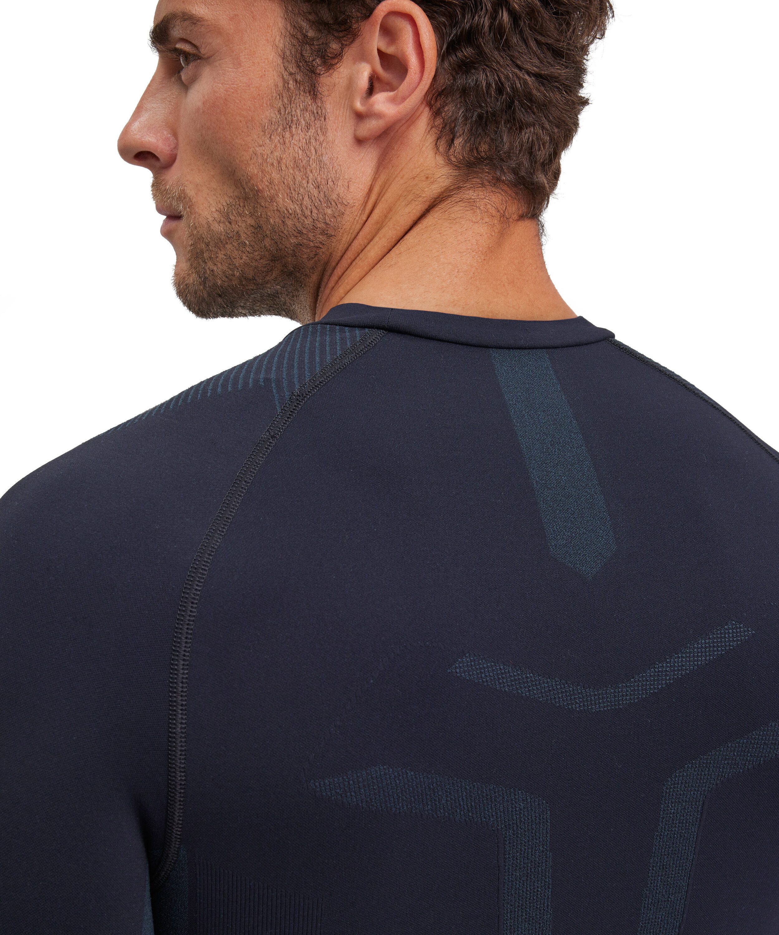 FALKE Funktionsshirt FALKE Langarmshirt (1-tlg., 1) thermoregulierend für warme bis kalte Temperaturen