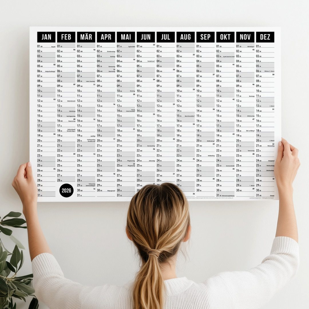 heaven+paper Jahresplaner A2 Wandplaner gerollt 2026 Black Querformat, hochwertig, Hergestellt in Deutschland
