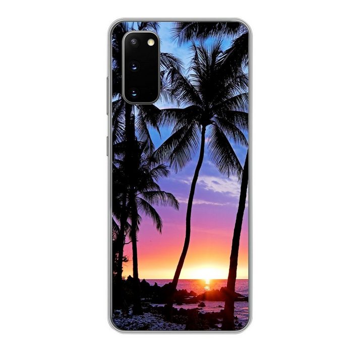 MuchoWow Handyhülle Der farbenprächtige Sonnenuntergang hinter einer Reihe von Palmen auf Phone Case Handyhülle Samsung Galaxy S20 Silikon Schutzhülle