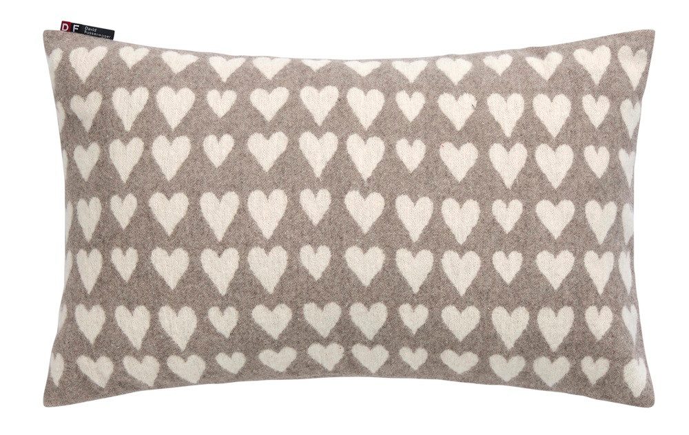 DAVID FUSSENEGGER Kissenhülle Silvretta 'Herzen' 30 x 50 cm günstig online kaufen