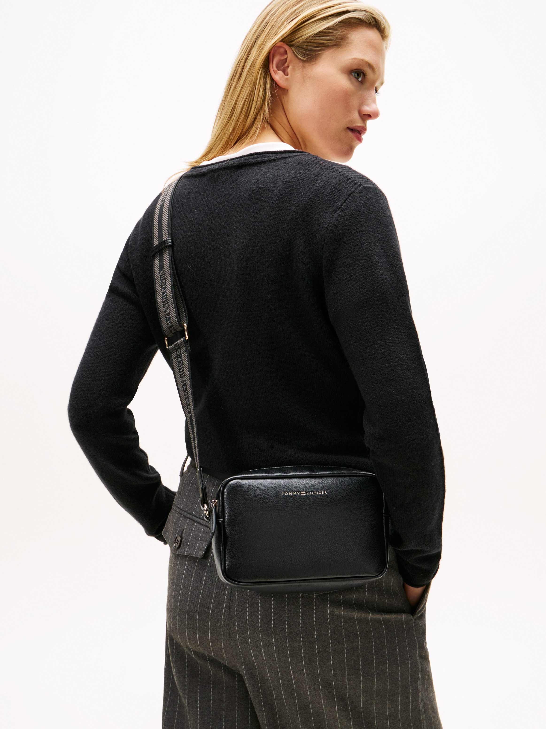 Tommy Hilfiger Mini Bag TH LOGOTAPE CAMERA BAG, Damen Umhängetasche, Schult günstig online kaufen