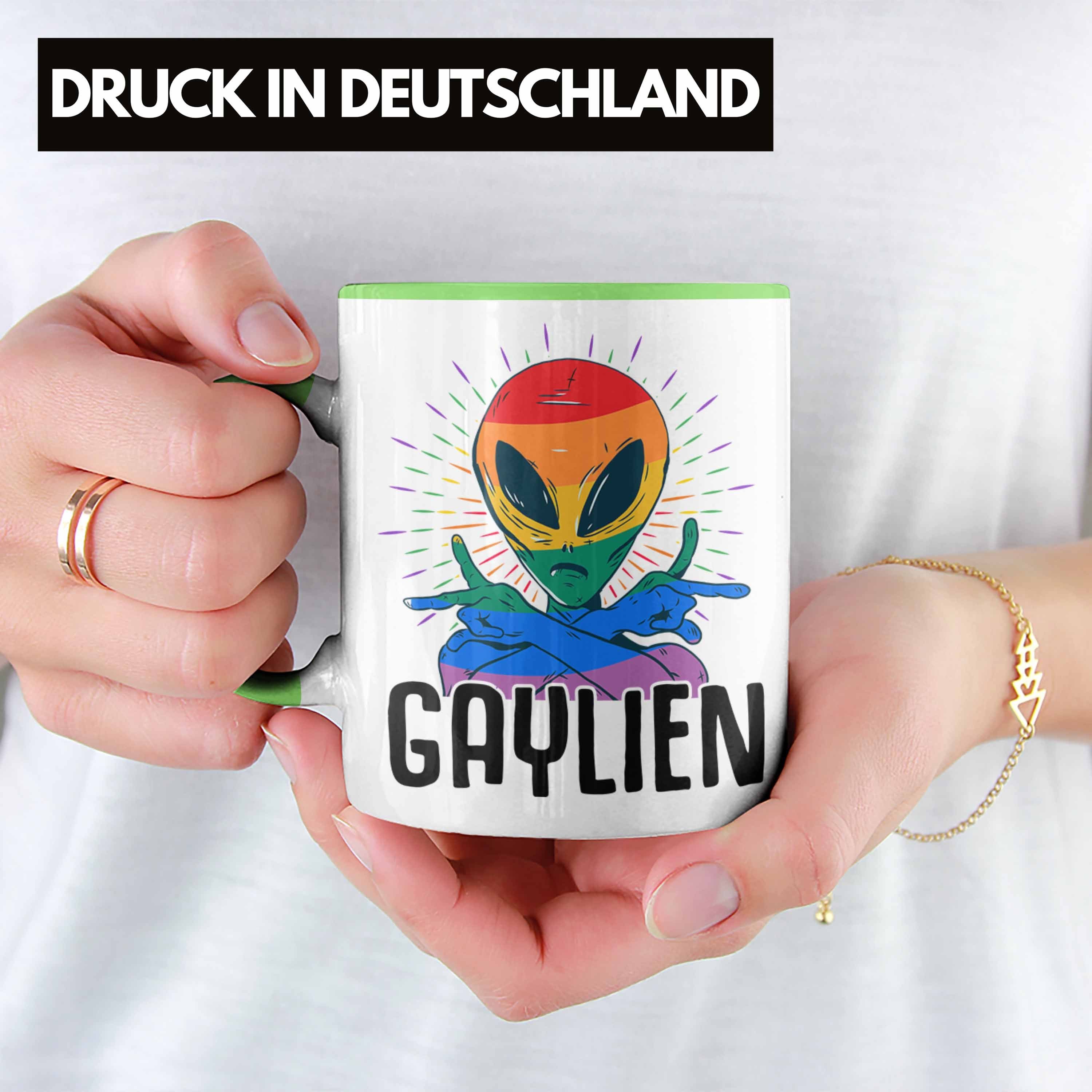 Trendation Tasse Trendation Schwule Lesben Bisexuel Grün Tasse Transgender Geschenk LGBTQ - Gaylien Geschenkidee
