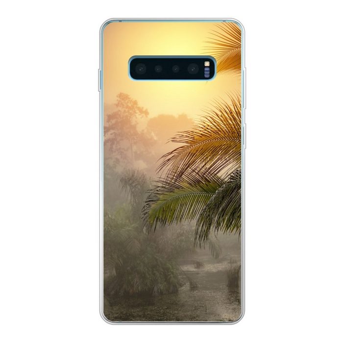 MuchoWow Handyhülle Landschaft mit Nebel und Palmen Phone Case Handyhülle Samsung Galaxy S10+ Silikon Schutzhülle
