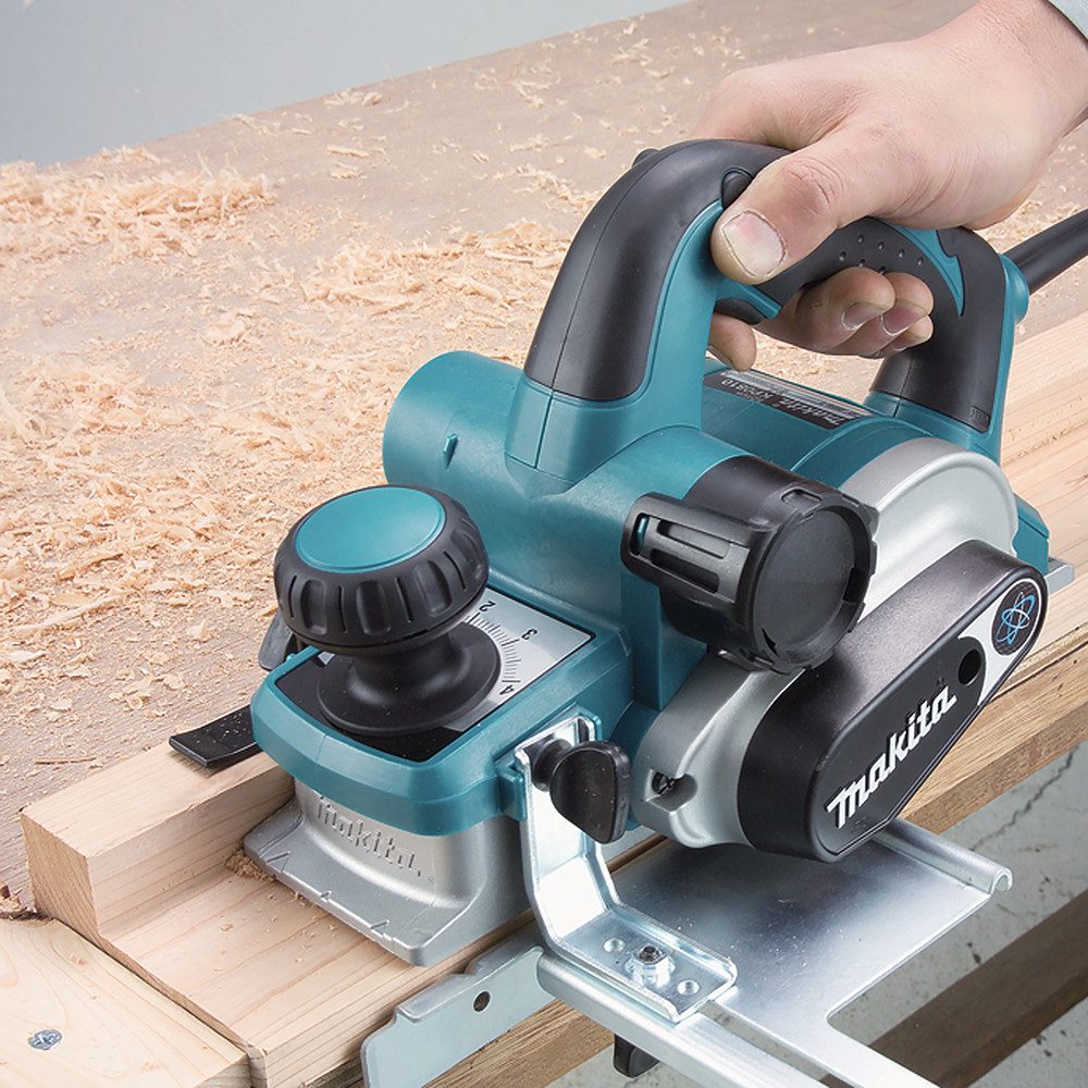 Makita Einhandhobel KP0810C