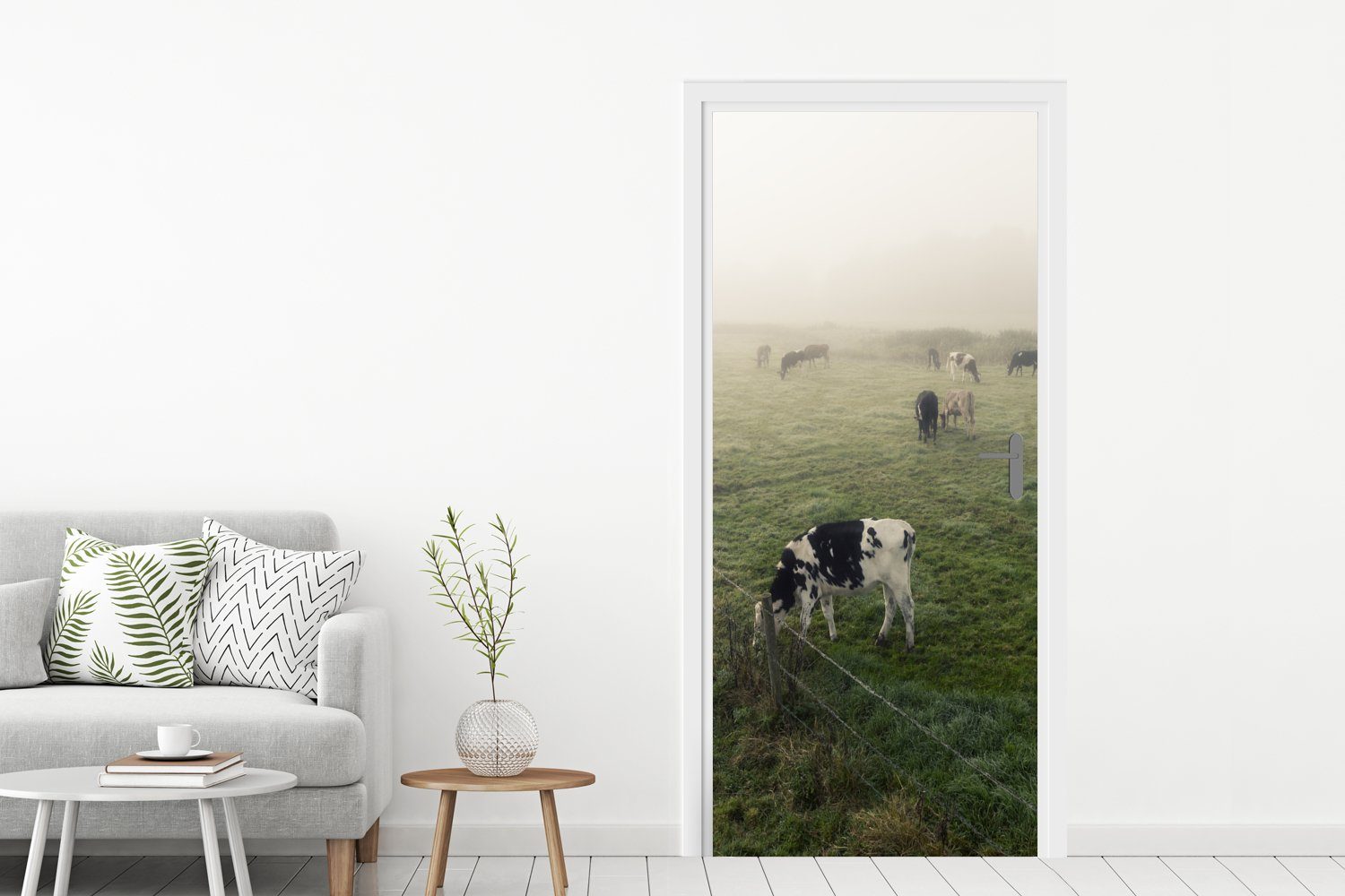 - für bedruckt, Kühe Tür, - Türaufkleber, cm 75x205 Friesland, Türtapete Matt, Fototapete St), (1 MuchoWow Nebel