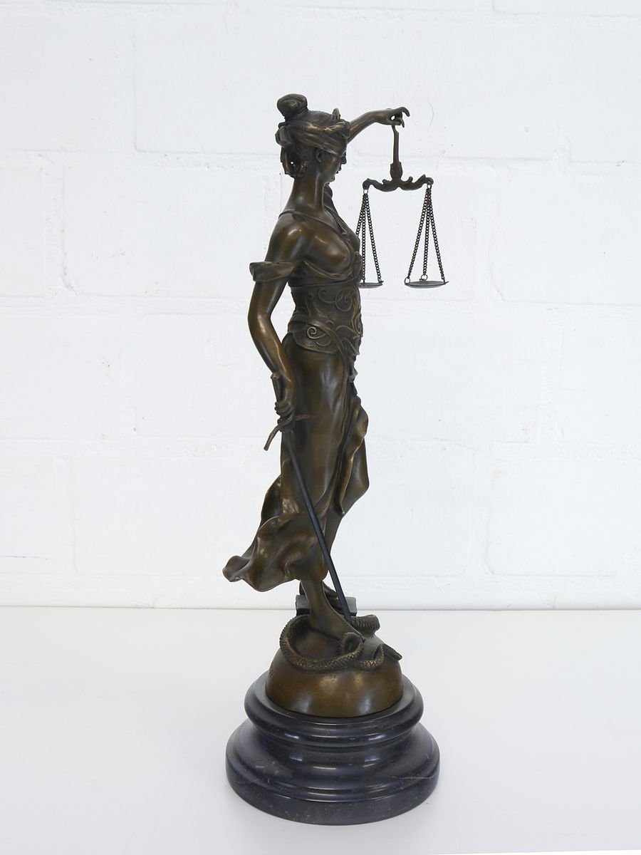 Justitia in der Dekoobjekt AFG Gerechtigkeit: Symbole Bronze