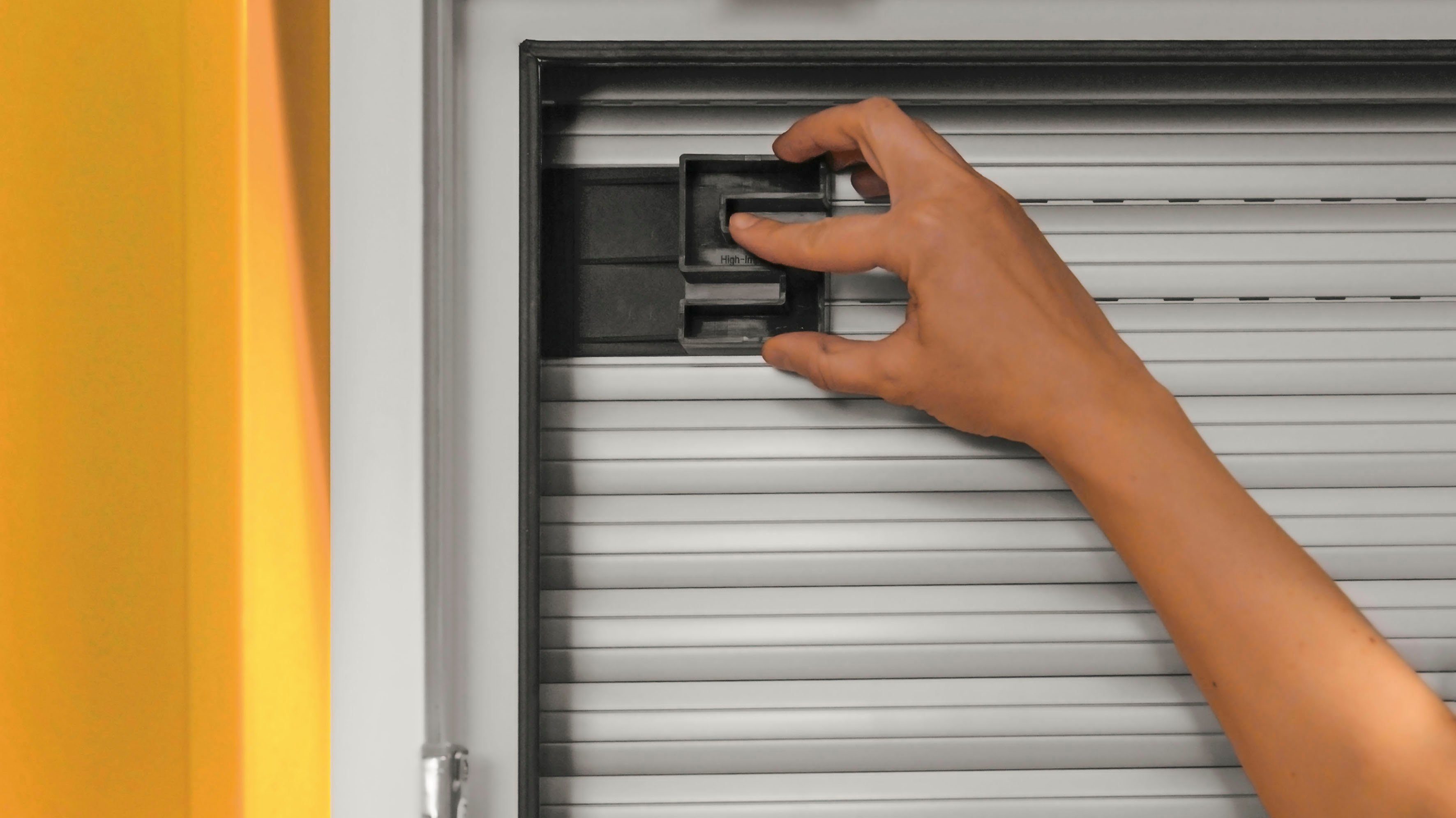 SCHELLENBERG Rollladensicherung gegen Hochschieben des Rollladens, System Mini und Maxi (Set, 2-tlg), Rollladen-Schiebesicherung, einbruchshemmend