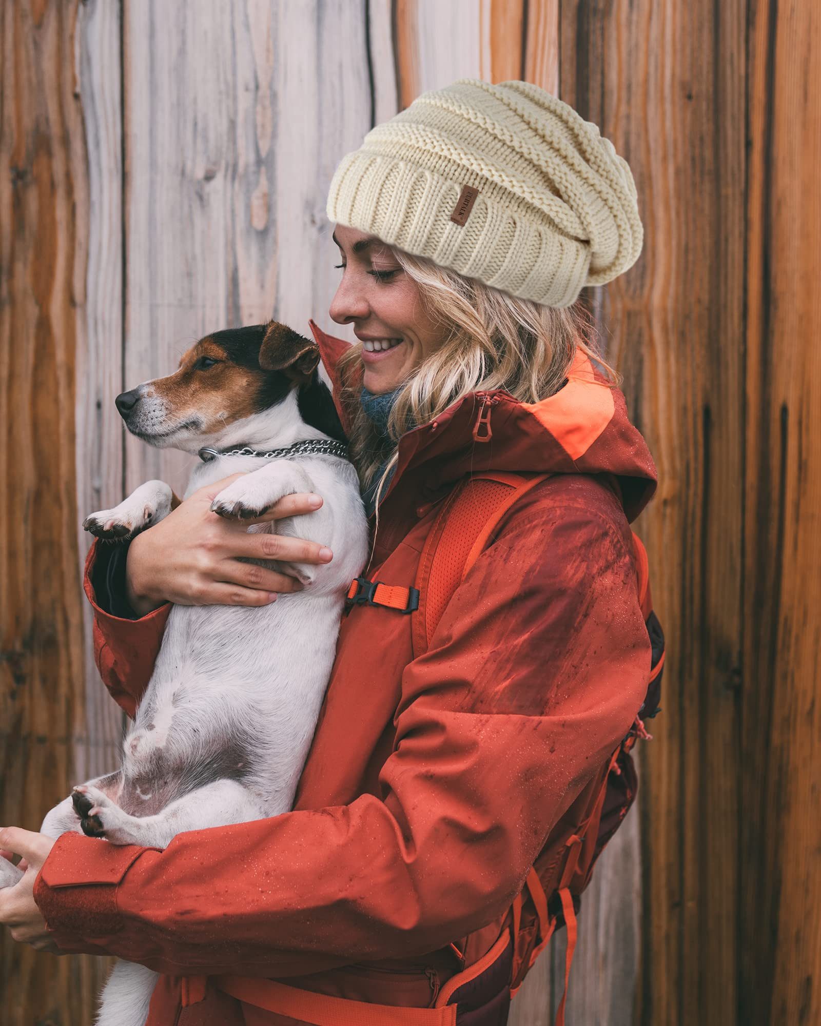 FOUORTUNATE-BEE Strickmütze Damen Wintermütze, weiche Strickmütze, locker & vielseitig tragbar (Breite Strick-Wintermütze Damen, modische, warme Mütze für Winter)