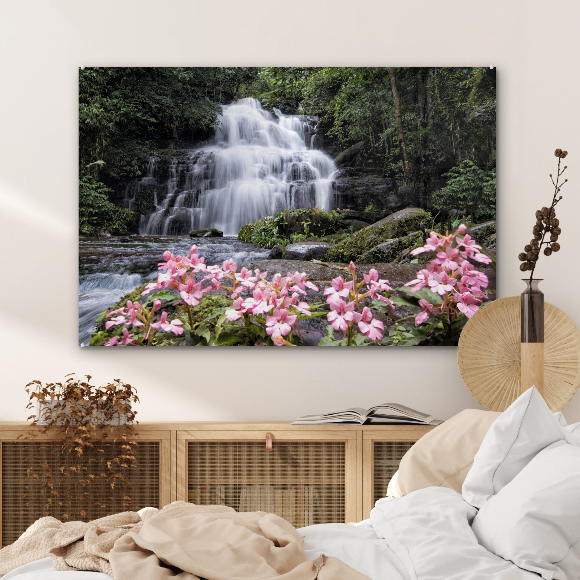 MuchoWow Acrylglasbild Rosa wachsen im Wasserfall (1 Löwenmäulchenblüten Acrylglasbilder St), & einem Phu Rong, Wohnzimmer vor Schlafzimmer Hin
