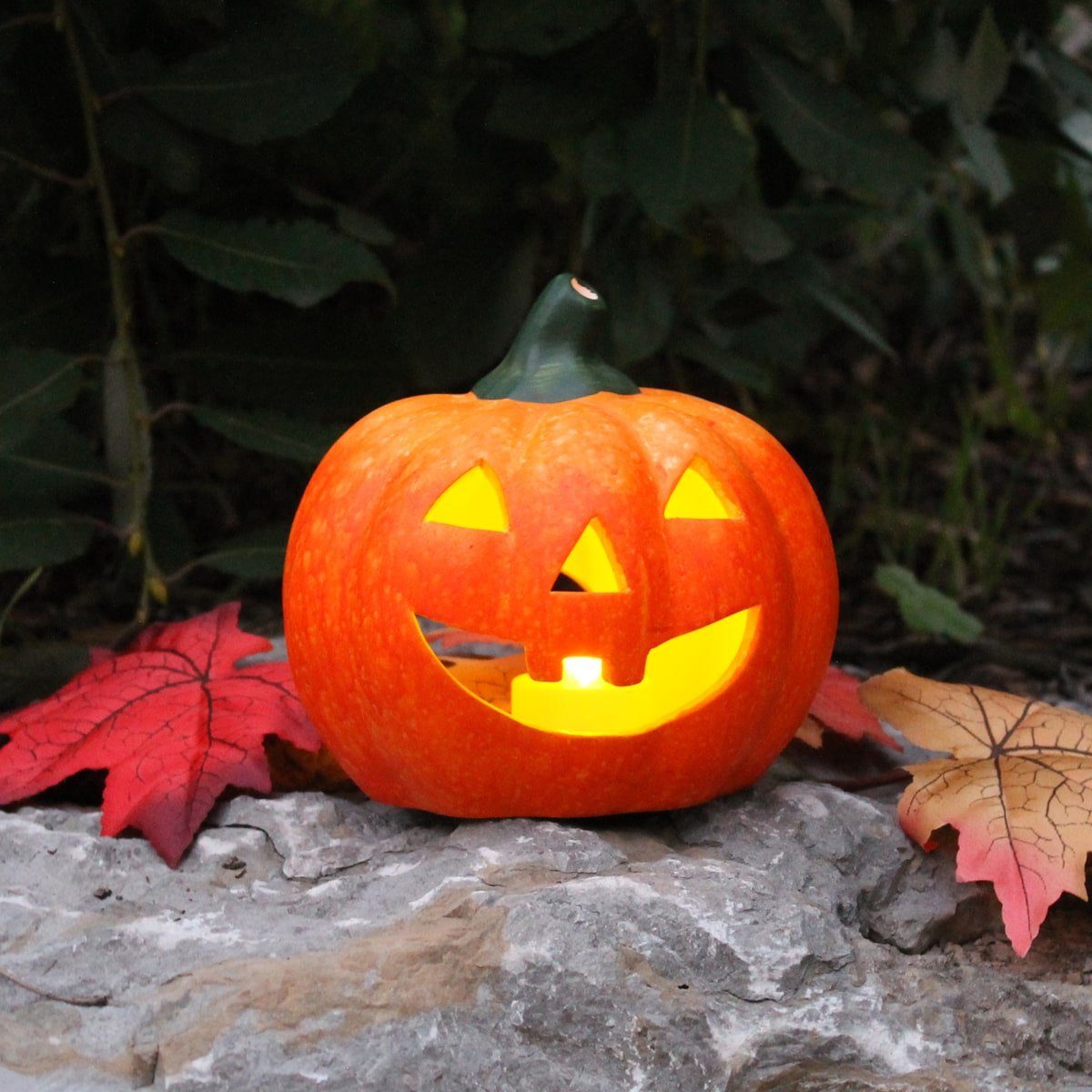matches21 HOME & HOBBY Dekofigur Kürbis-Laterne als LED Halloween-Deko Windlicht in 13x14 cm, Gruseliger Jack-O-Lantern Deko-Kürbis als innen außen Herbst-Deko