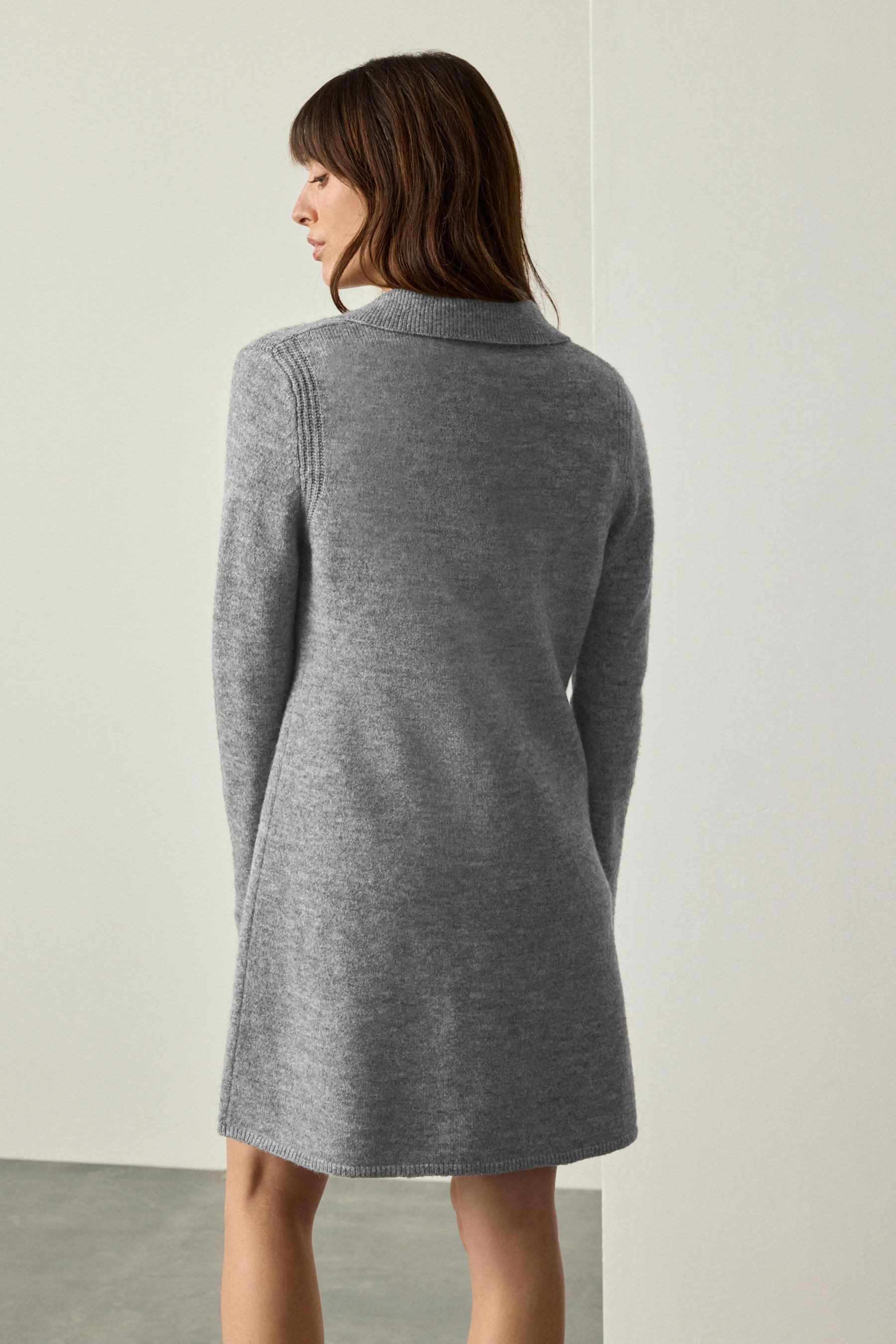 Next Strickkleid Langärmeliges Strickkleid mit Knopfleiste günstig online kaufen