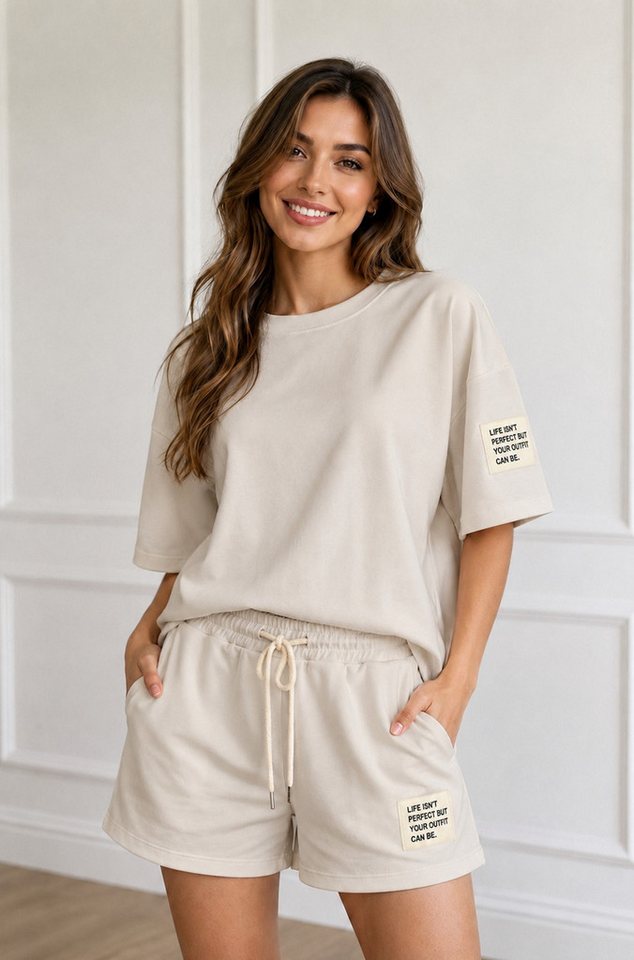 Worldclassca T-Shirt & Shorts Worldclassca Damen Zweiteiler Oversize SET Shirt + Shorts Jogginganzug (Shirt+Short) Neue Kollektion - Stilvolle und gemütliche Mode für Damen