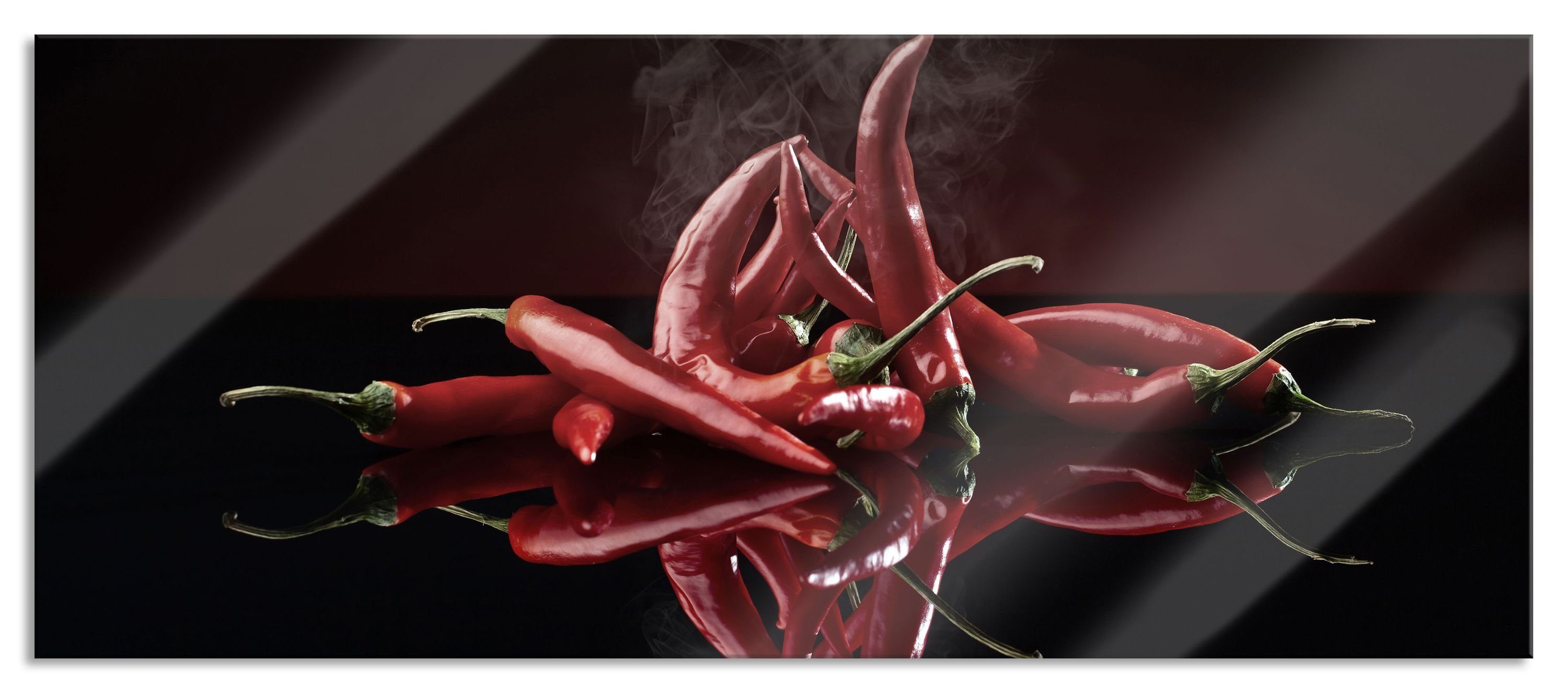 Glasbild Feurige rote Chili-Schoten