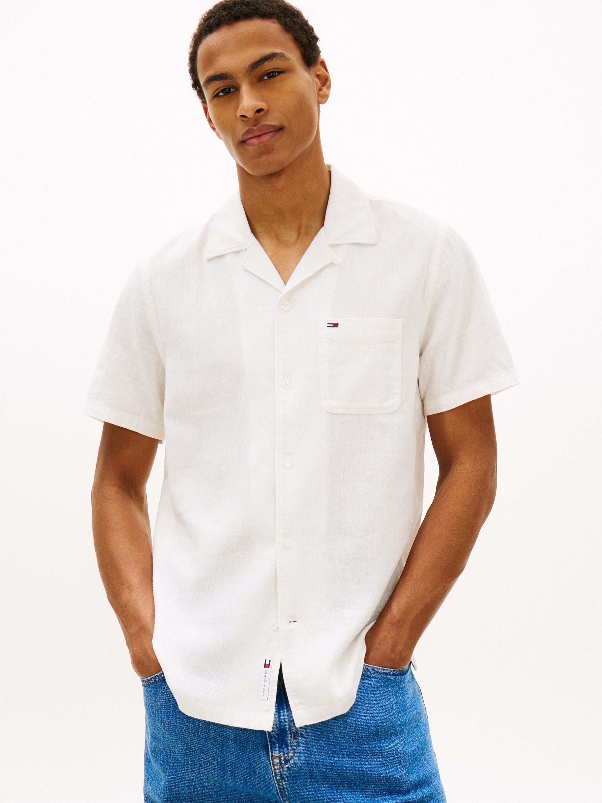 Tommy Jeans Leinenhemd TJM REGULAR LINEN BLEND CAMP mit Reverskragen