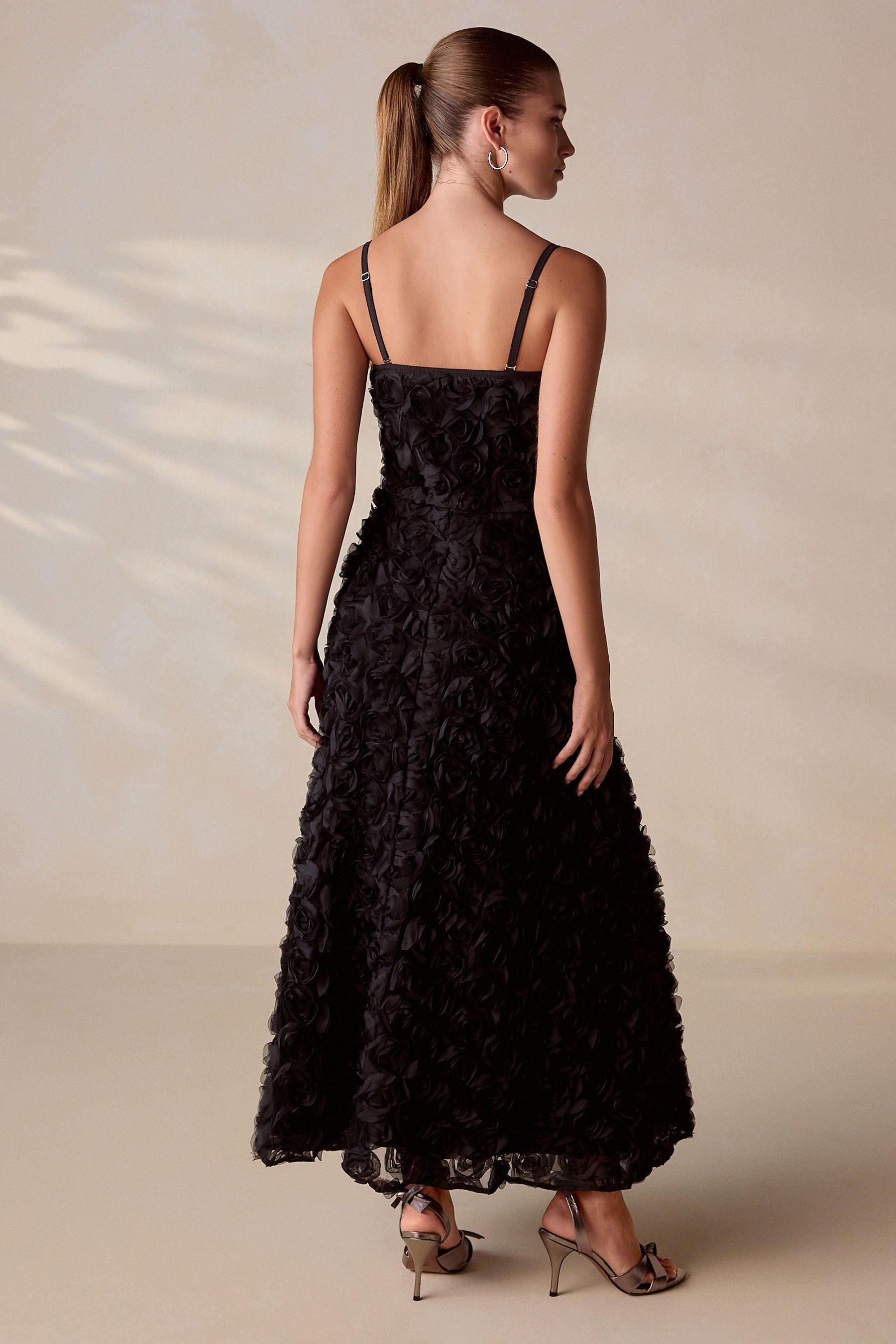 Next Bandeaukleid Festliches Bandeau-Maxikleid mit 3D-Blumenmuster (1-tlg) günstig online kaufen