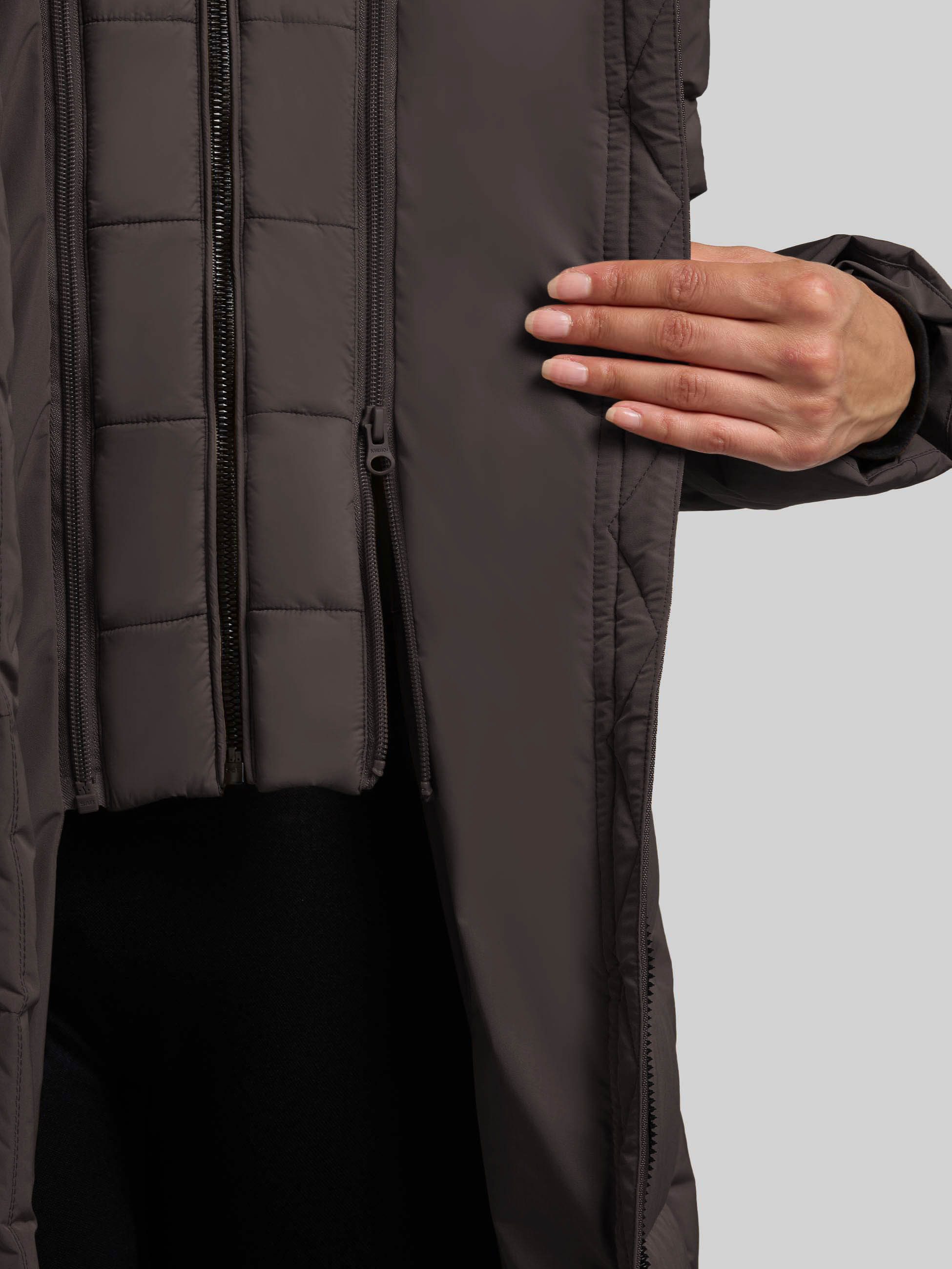 khujo Steppmantel TAMKE aus Polyester und Nylon, gerade Passform