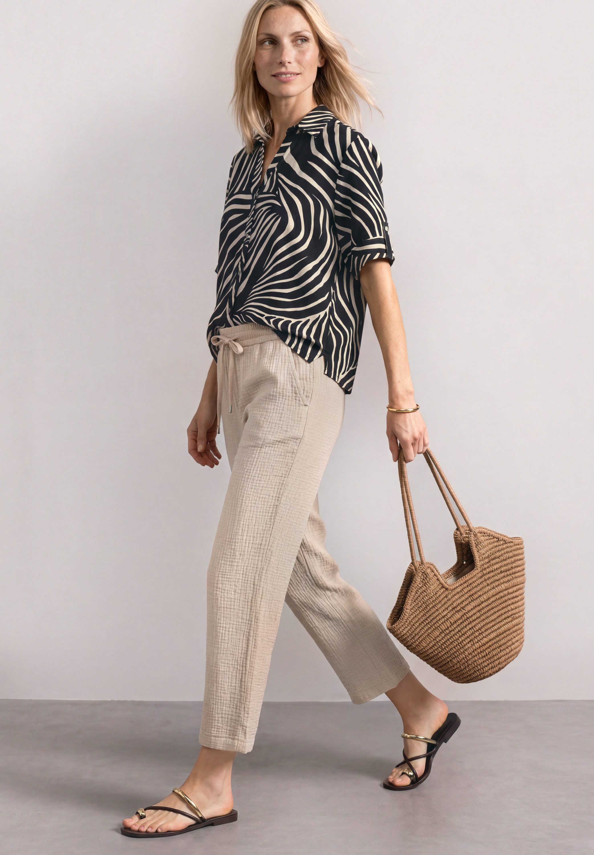 STREET ONE Kurzarmbluse Kurzarm Sommerbluse mit Allover-Print