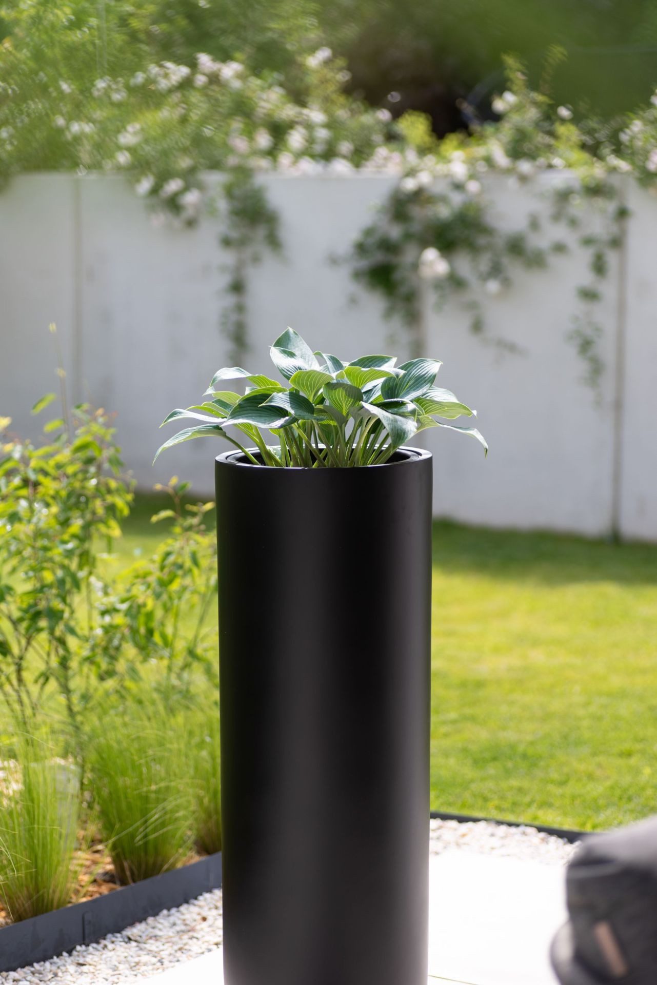vasen grau glas Ambia Home VASE, Grau, Glas, zylindrisch, 61 cm, handgemacht, zum Stellen, auch für frische Blumen geeignet, Dekoration, Vasen, Glasvasen ab € 99,90 (Oktober 2026) Stand mit Seitentisch für main image 1