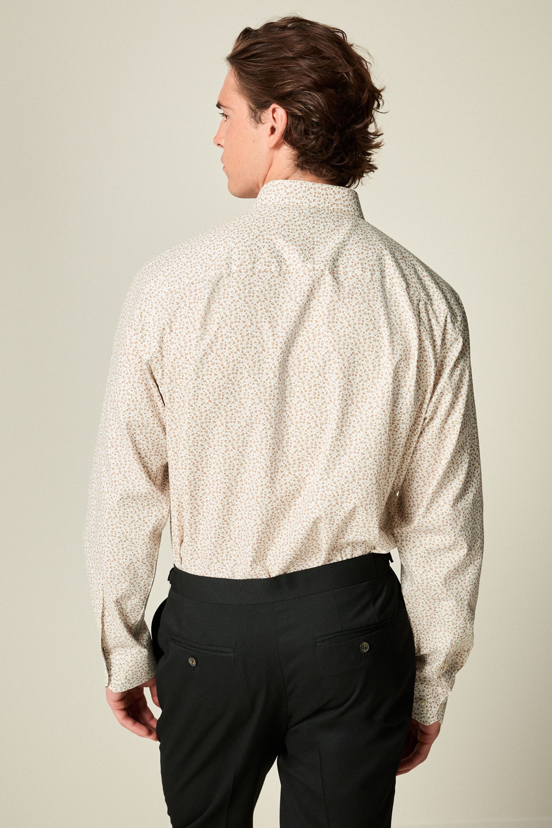 Next Langarmhemd Pflegeleichtes Langarmhemd Regular Fit (1-tlg)