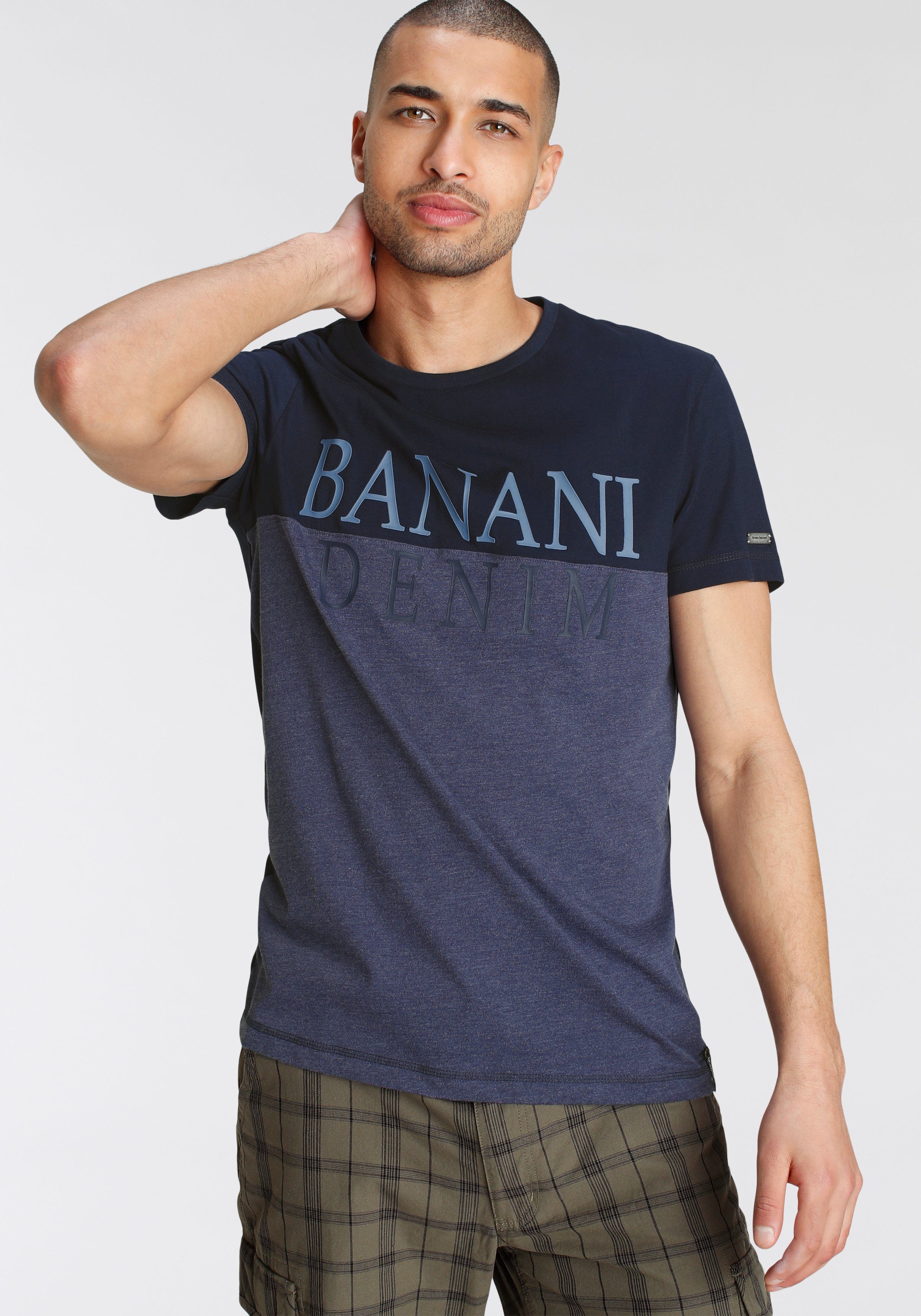 Bruno Banani T-Shirt, Großer gummierter Markenfrontprint