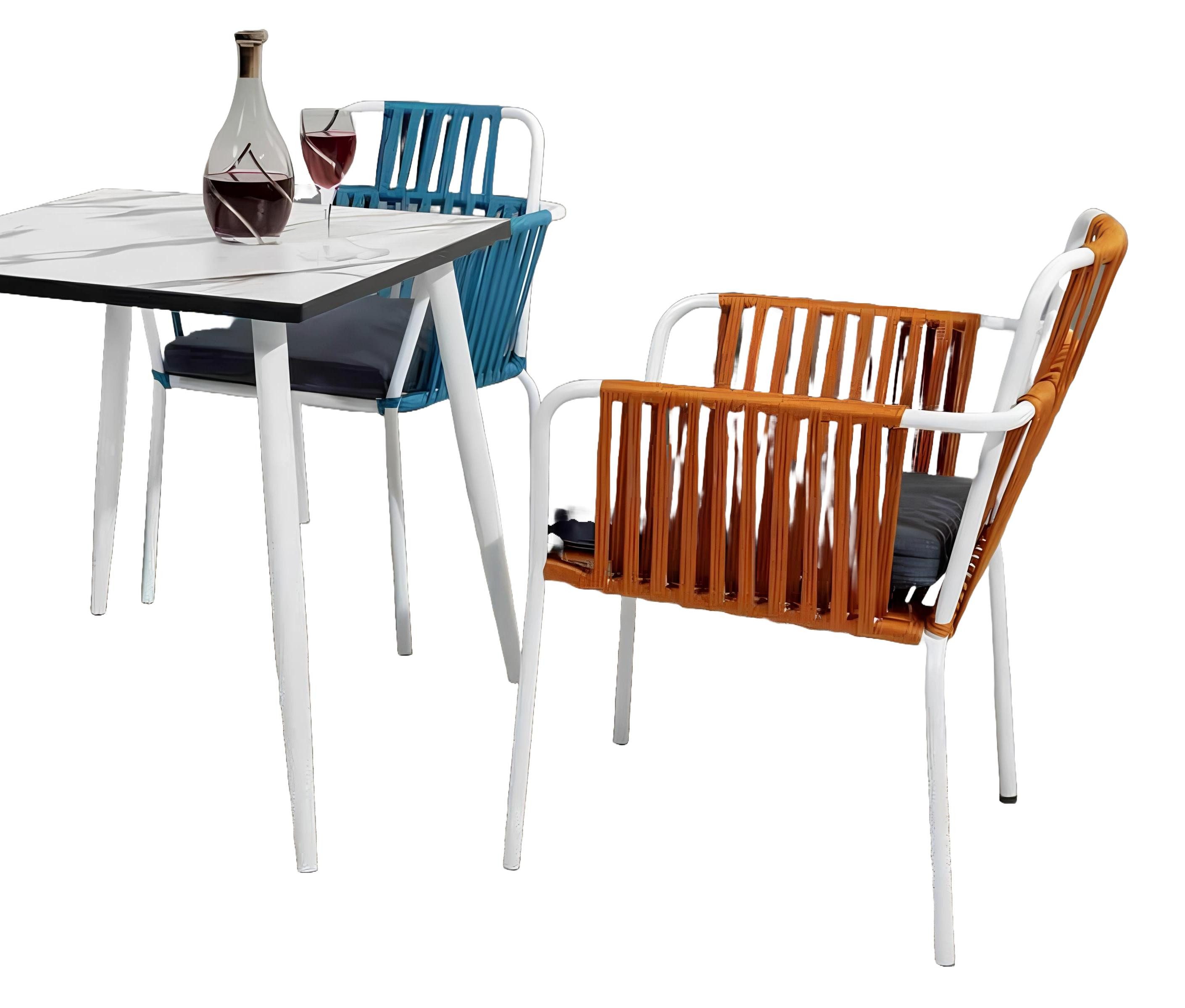 Xlmoebel Esszimmerstuhl Helle orangefarbene Stühle mit weißen Edelstahlbeinen und Kissen (2er-Set, 1 St), Hergestellt in Europa
