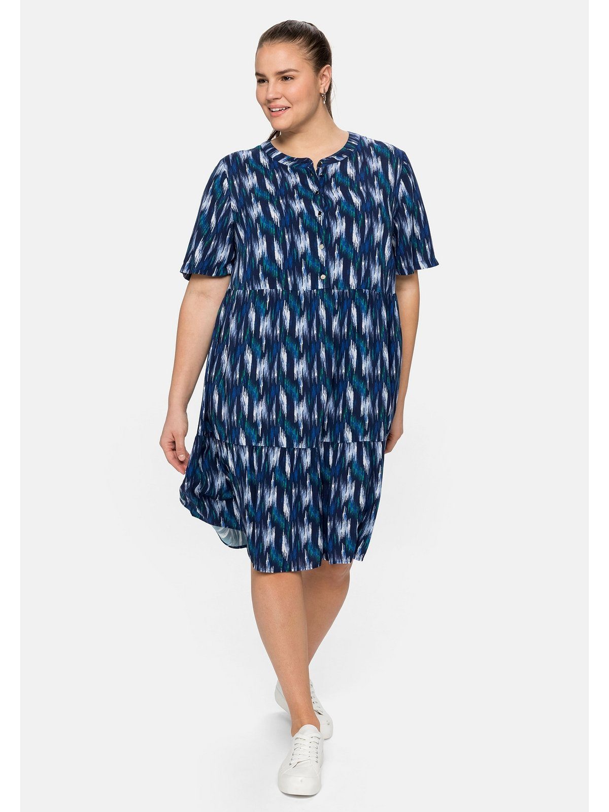 Sheego Sommerkleid »sheego Kleid« mit Alloverprint, in Stufen-Optik online  kaufen | OTTO