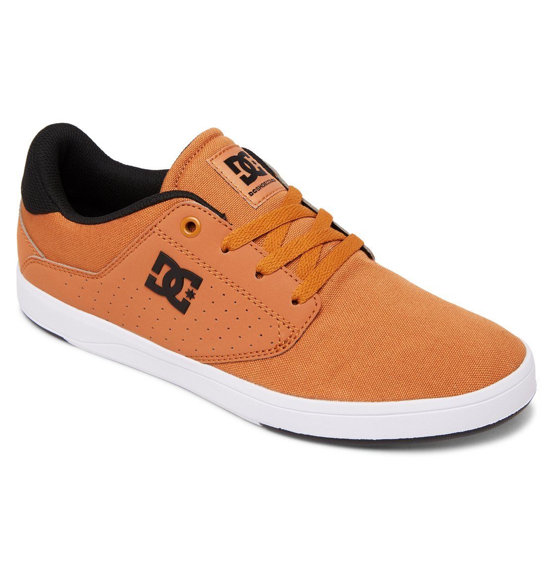 dc plaza shoes
