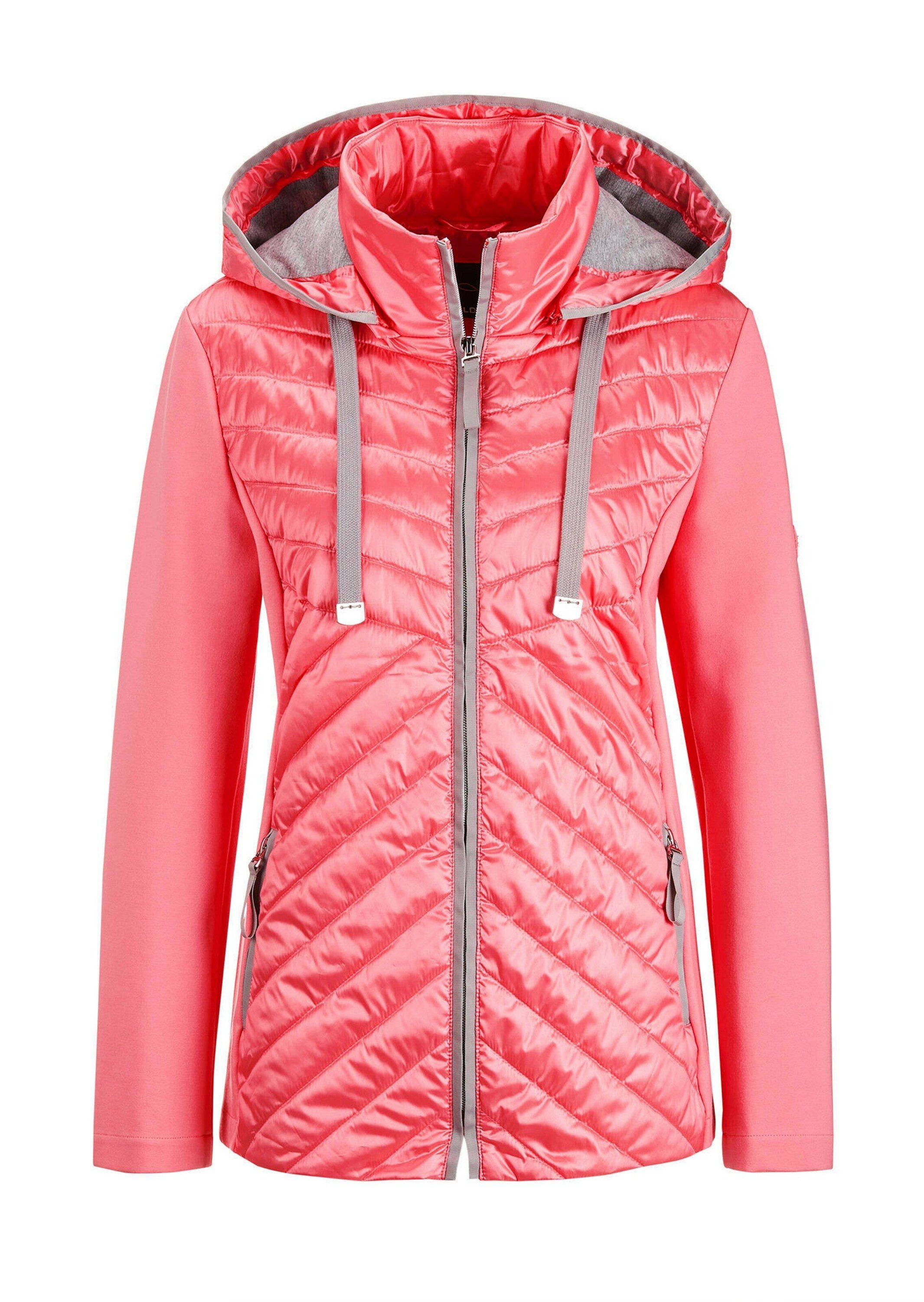 Outdoorjacke Kurzgröße: Steppjacke mit abnehmbarer Kapuze