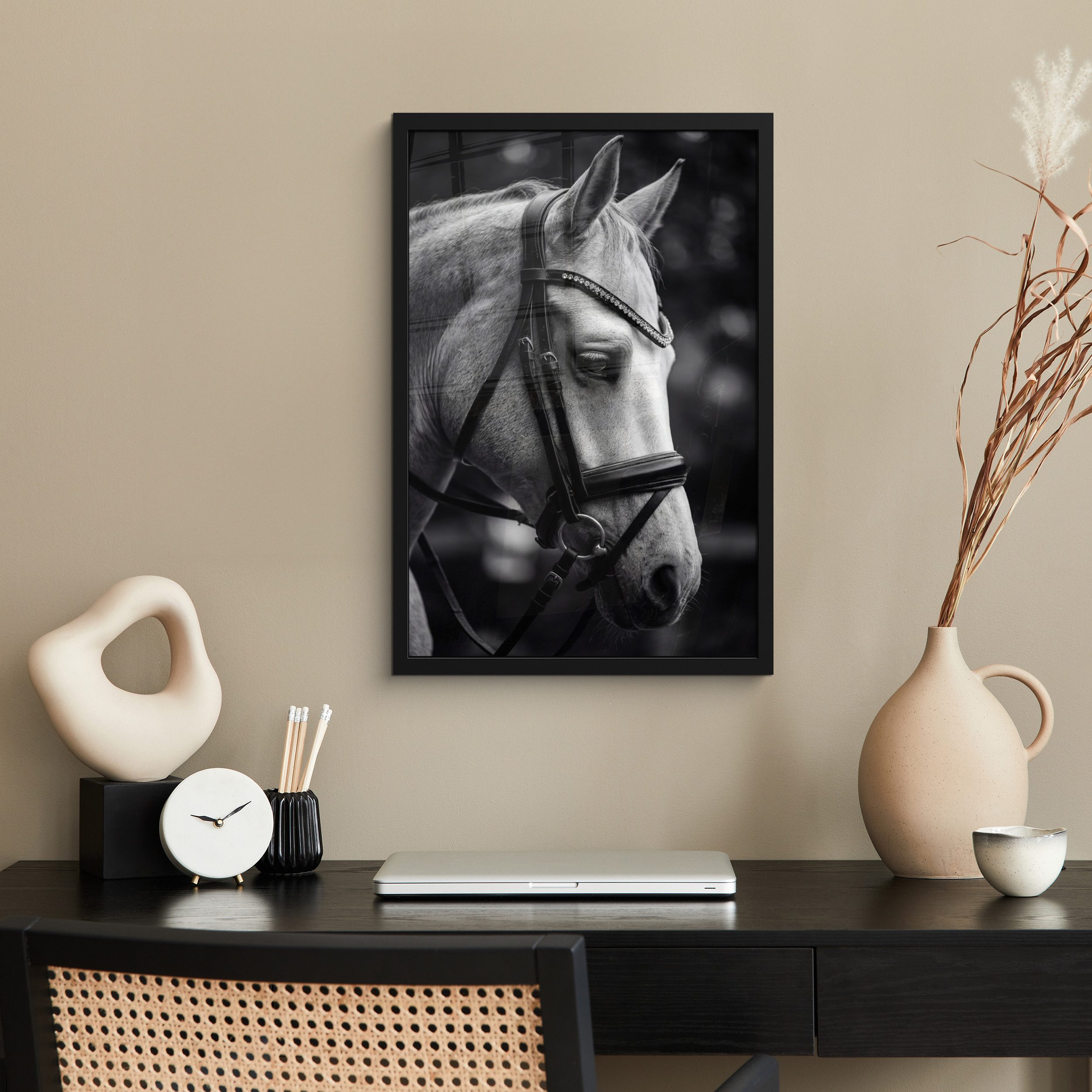 MuchoWow Poster Pferd - Grau - Porträt, (1 St), Bilderrahmen Schwarz, Wanddeko für Wohnzimmer, 40x60 cm