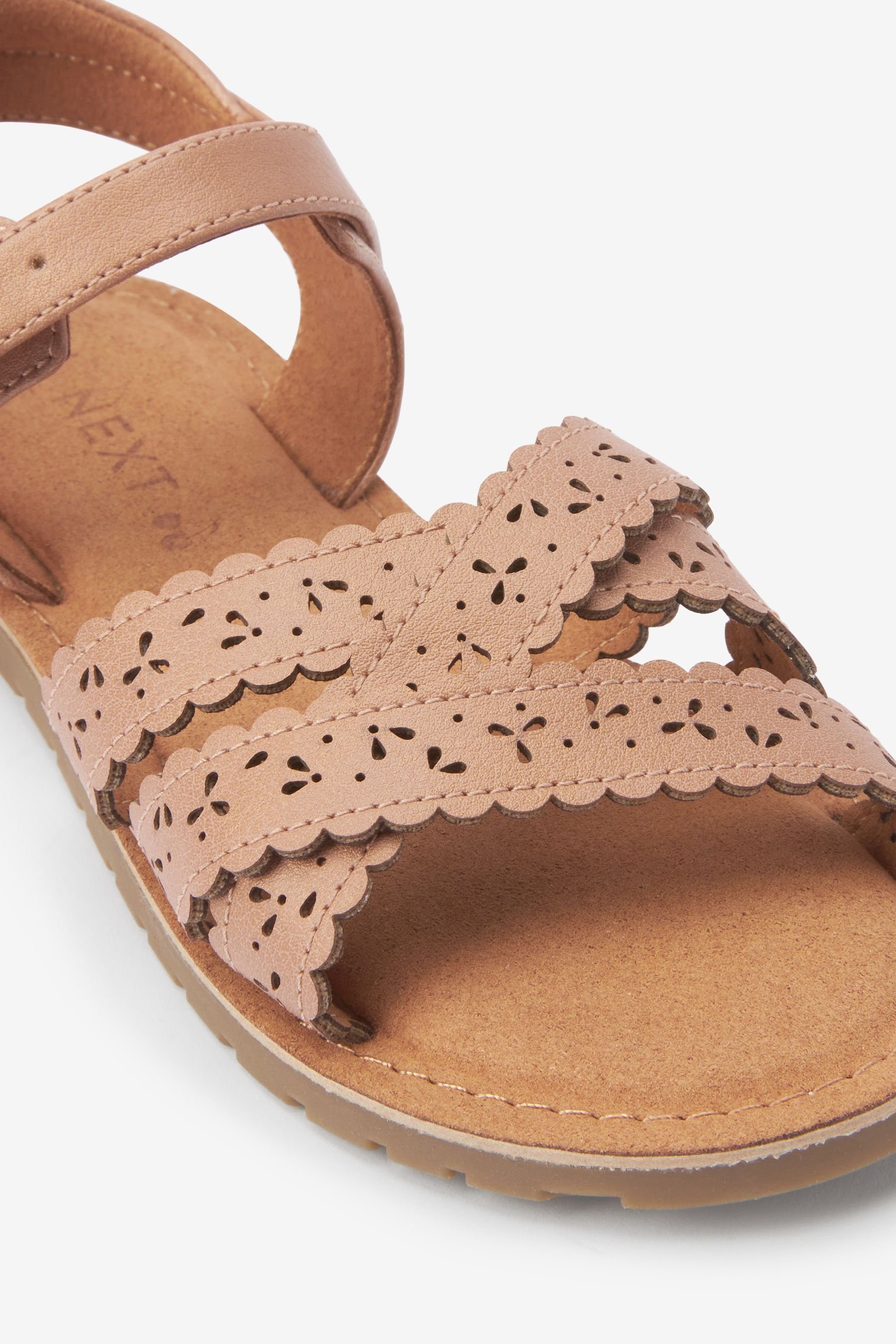 Next Sandale Bogenkante (1-tlg) Sandalette Tan mit Brown