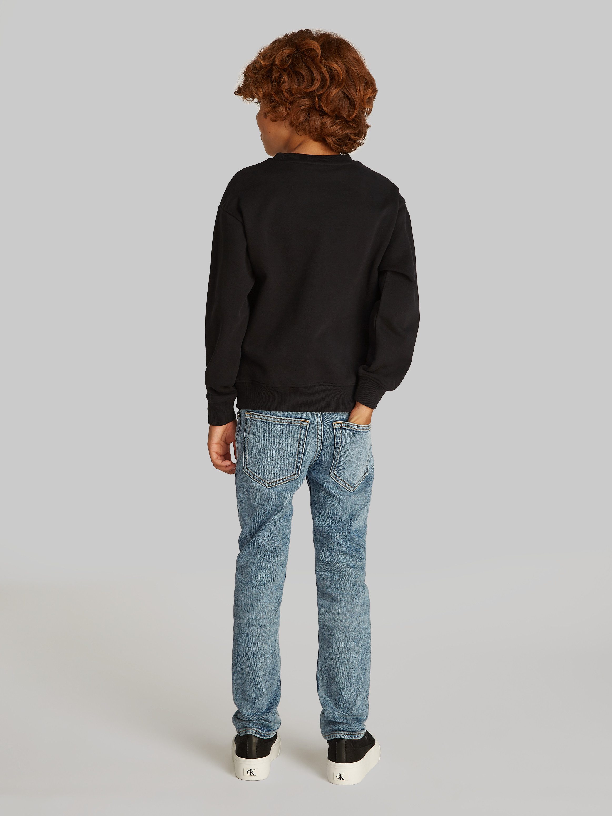 Calvin Klein Jeans Sweatshirt GRADIENT GRAPHIC CN mit großem Logodruck