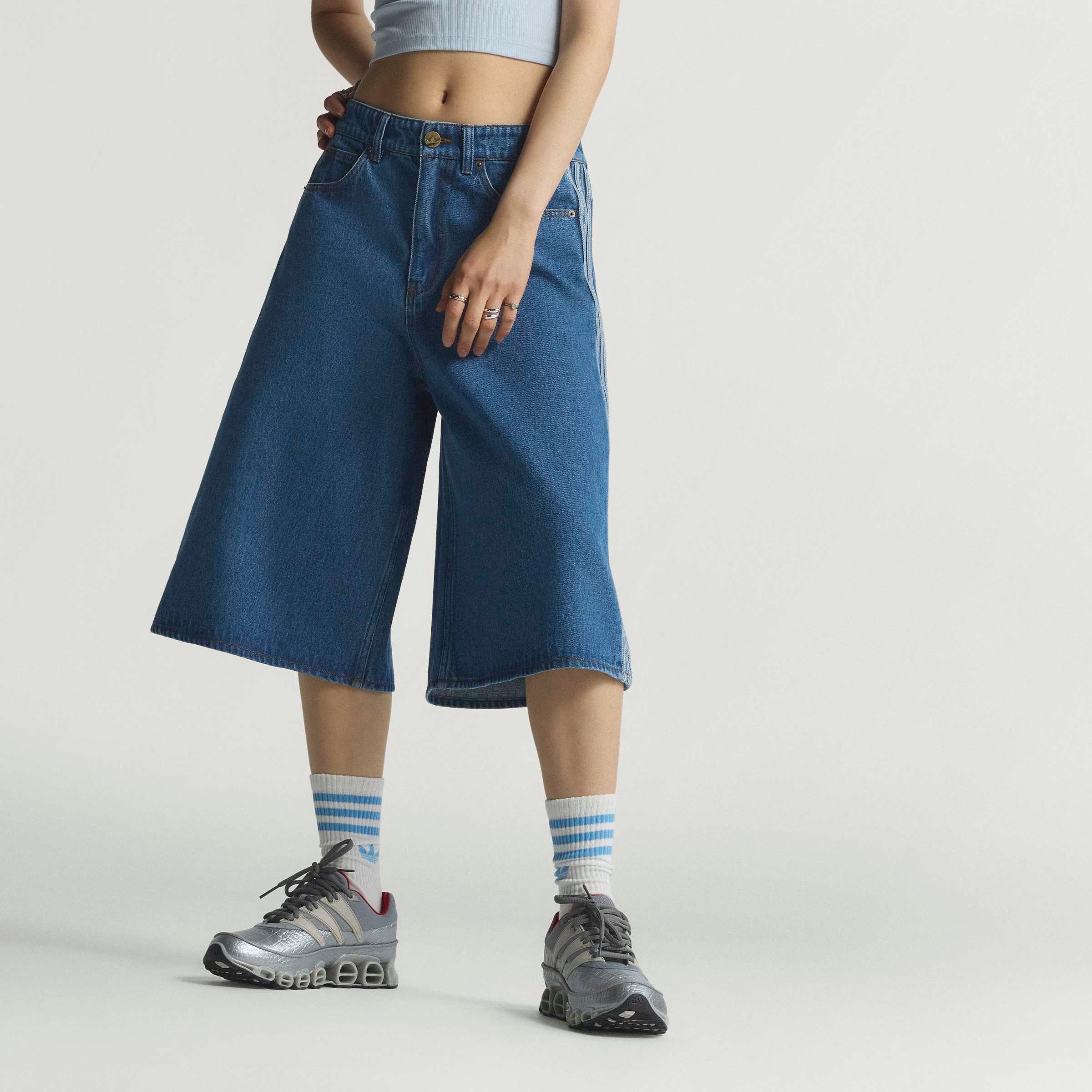 adidas Originals Shorts FIREBIRD JORTS DENIM (1-tlg) günstig online kaufen