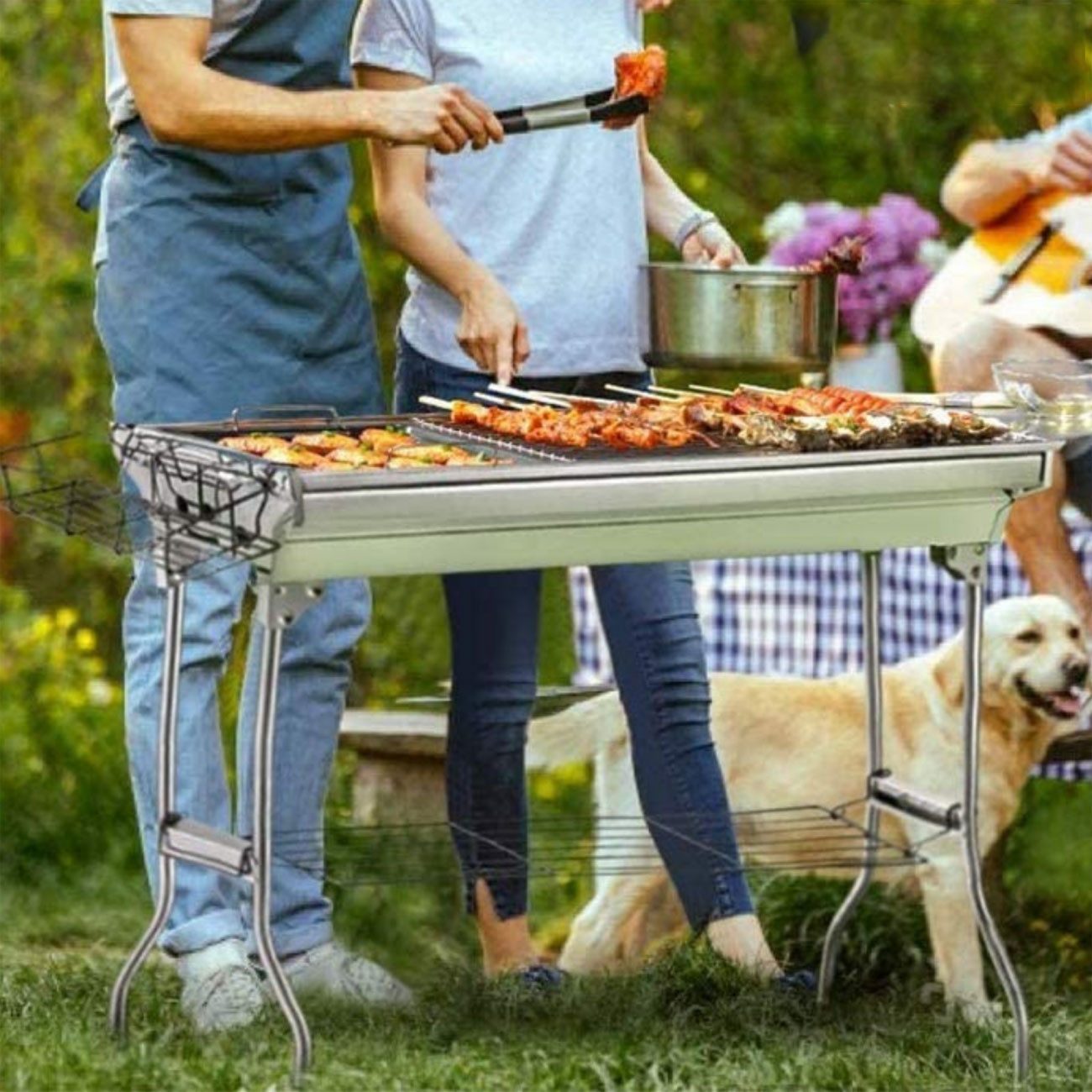 Herzberg Standgrill Tragbarer Camping-Grill (Edelstahl, 60x40cm) mit praktischer Tasche, Rutschfeste Gummifüsse garantieren einen sichern Stand