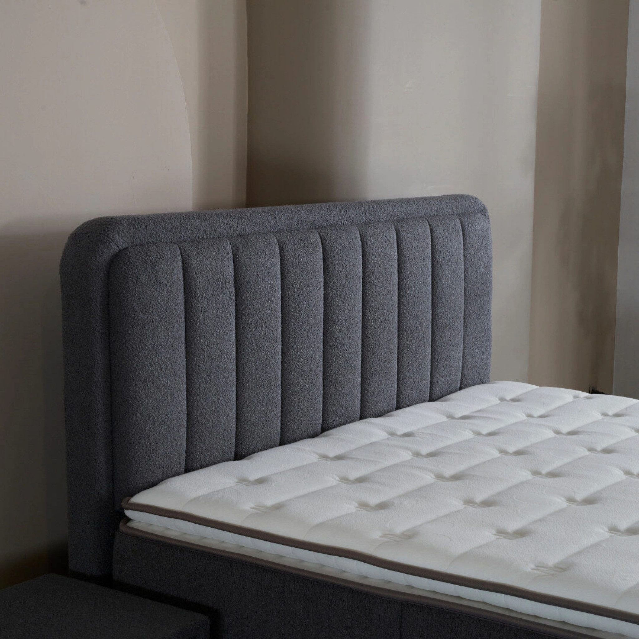 gowoll Boxspringbett LEO Bett Set Boxpringbett mit Matratze Stauraumbett Doppelbett (Boxbett Set, Boxbett Set), Polsterbett Kontinentalbett, dekorativem Kopfteil