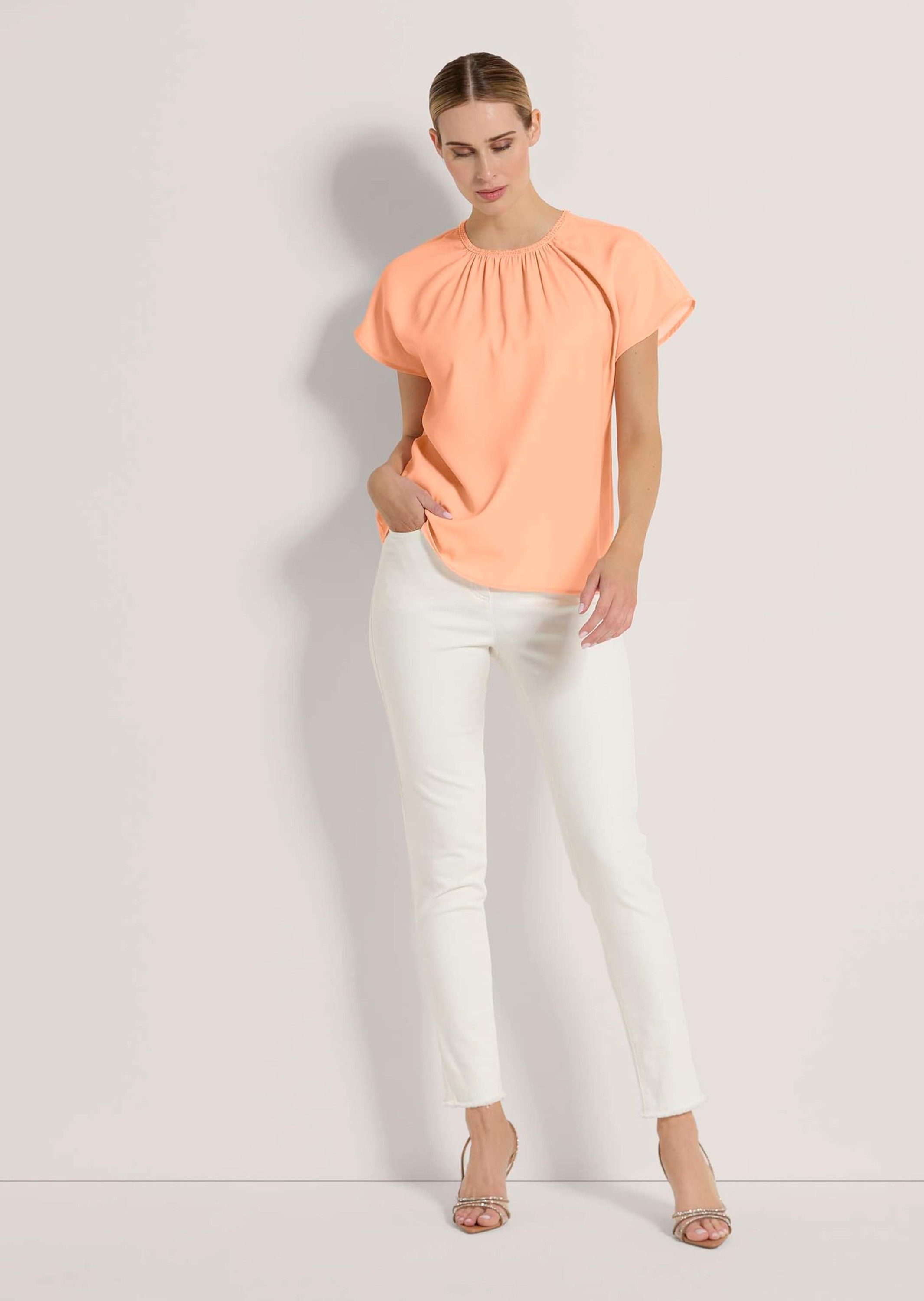 MADELEINE Shirtbluse Blusenshirt mit Glanz-Akzent günstig online kaufen