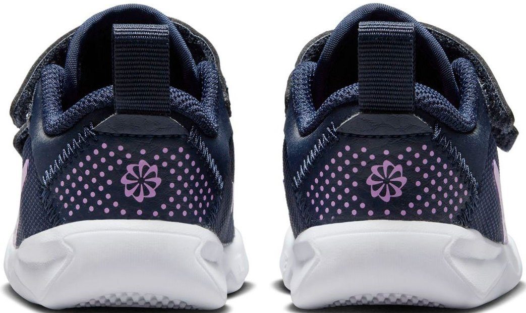 Nike Omni Multi-Court (TD) Hallenschuh (für Kinder) – Bild 5 von 5