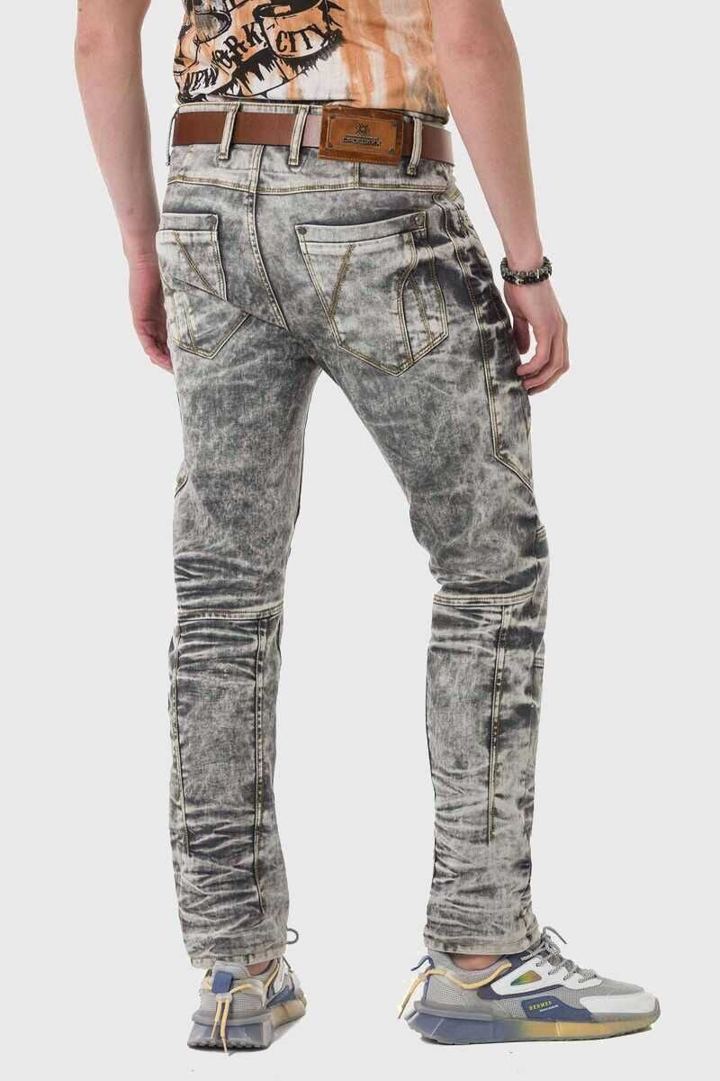 Cipo & Baxx 5-Pocket-Jeans Jeans mit markantem Design