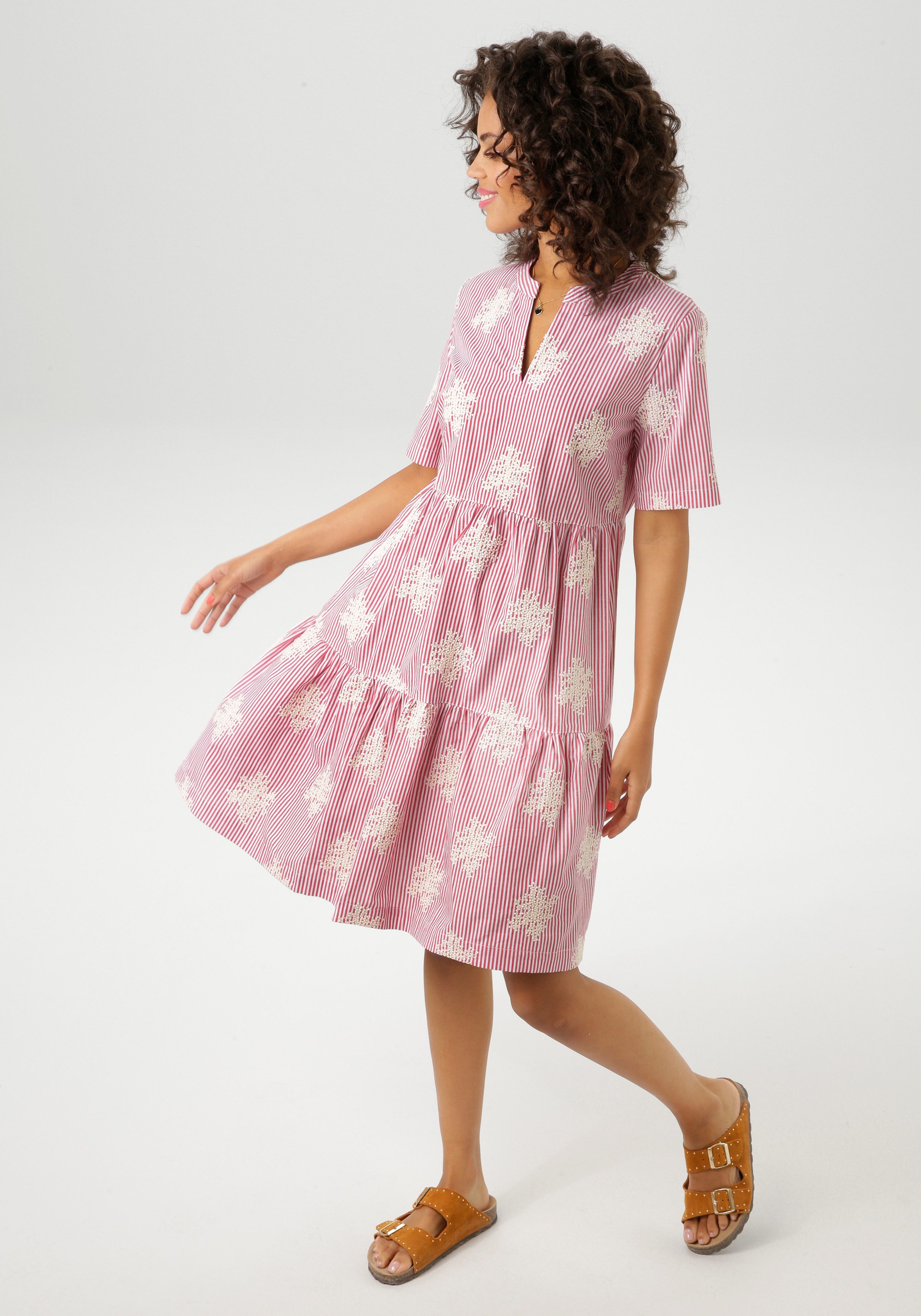 Aniston CASUAL Sommerkleid gestreift und mit günstig online kaufen