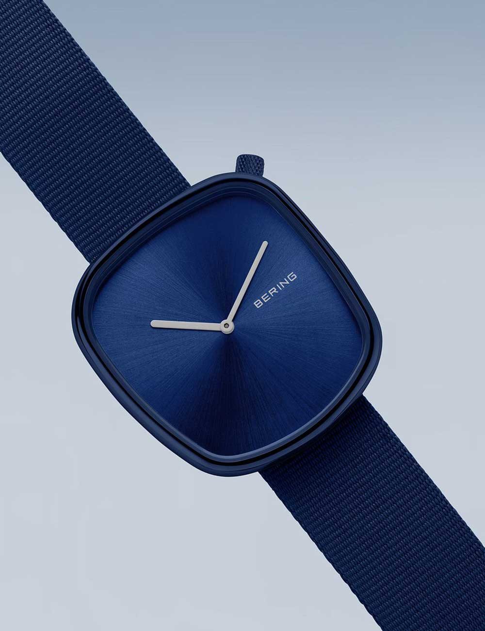 Bering Quarzuhr Bering 18040-397 Herrenuhr Pebble 40mm 3ATM Bering 18040-397 Herrenuhr Pebble 40mm 3ATM