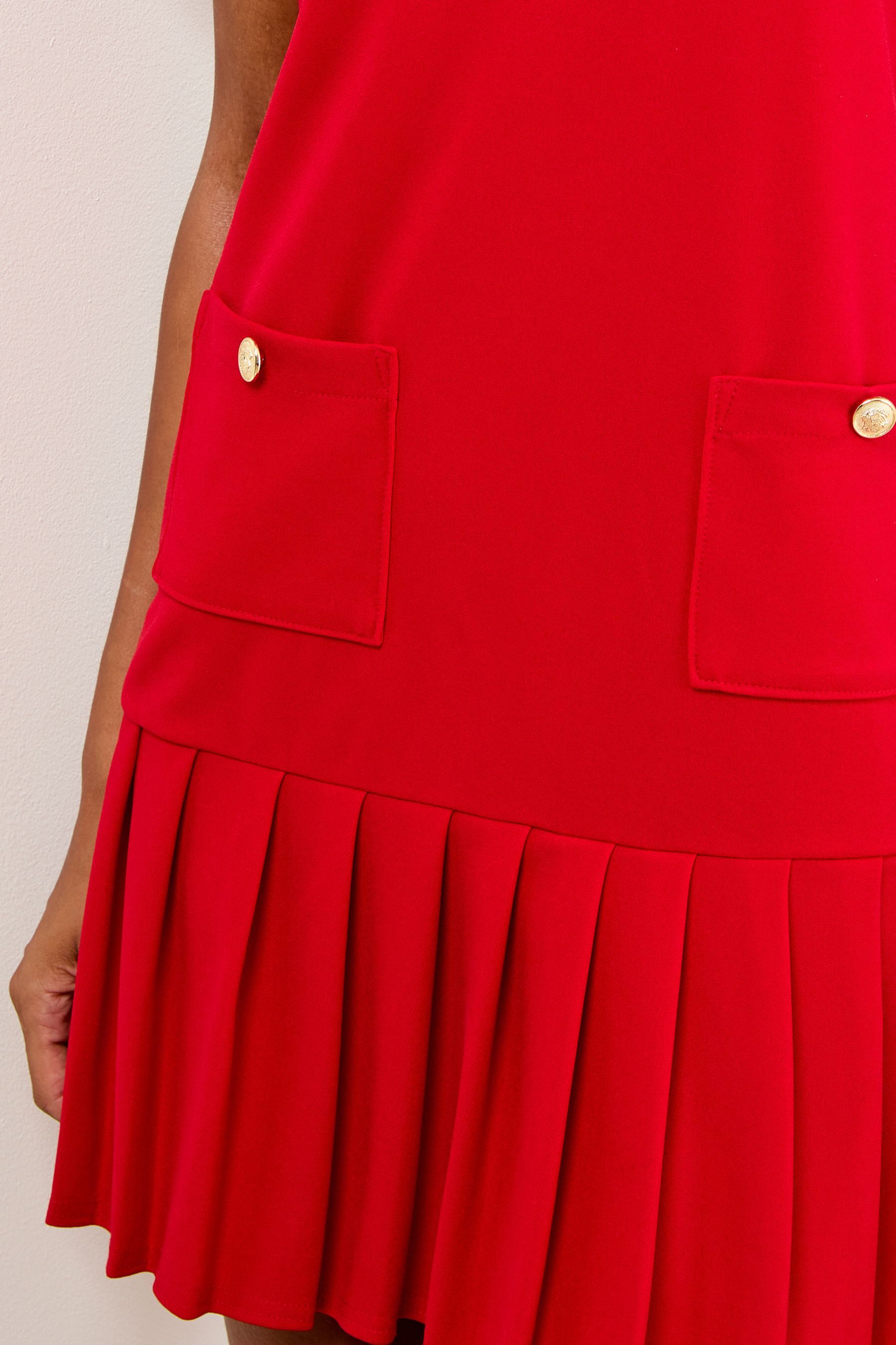 LIPSY Plisseekleid Lipsy Minikleid mit Knöpfen und Plisseesaum (1-tlg)