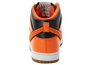 Nike Sportswear Nike Dunk High University Chenille Swoosh Safty Orange Sneaker