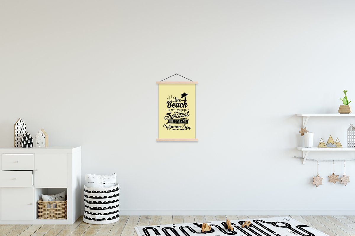 MuchoWow Poster Strand - Zitate - Palme, (1 St), Posterleiste, Textilposter für Wohnzimmer, Bilderleiste, Magnetisch