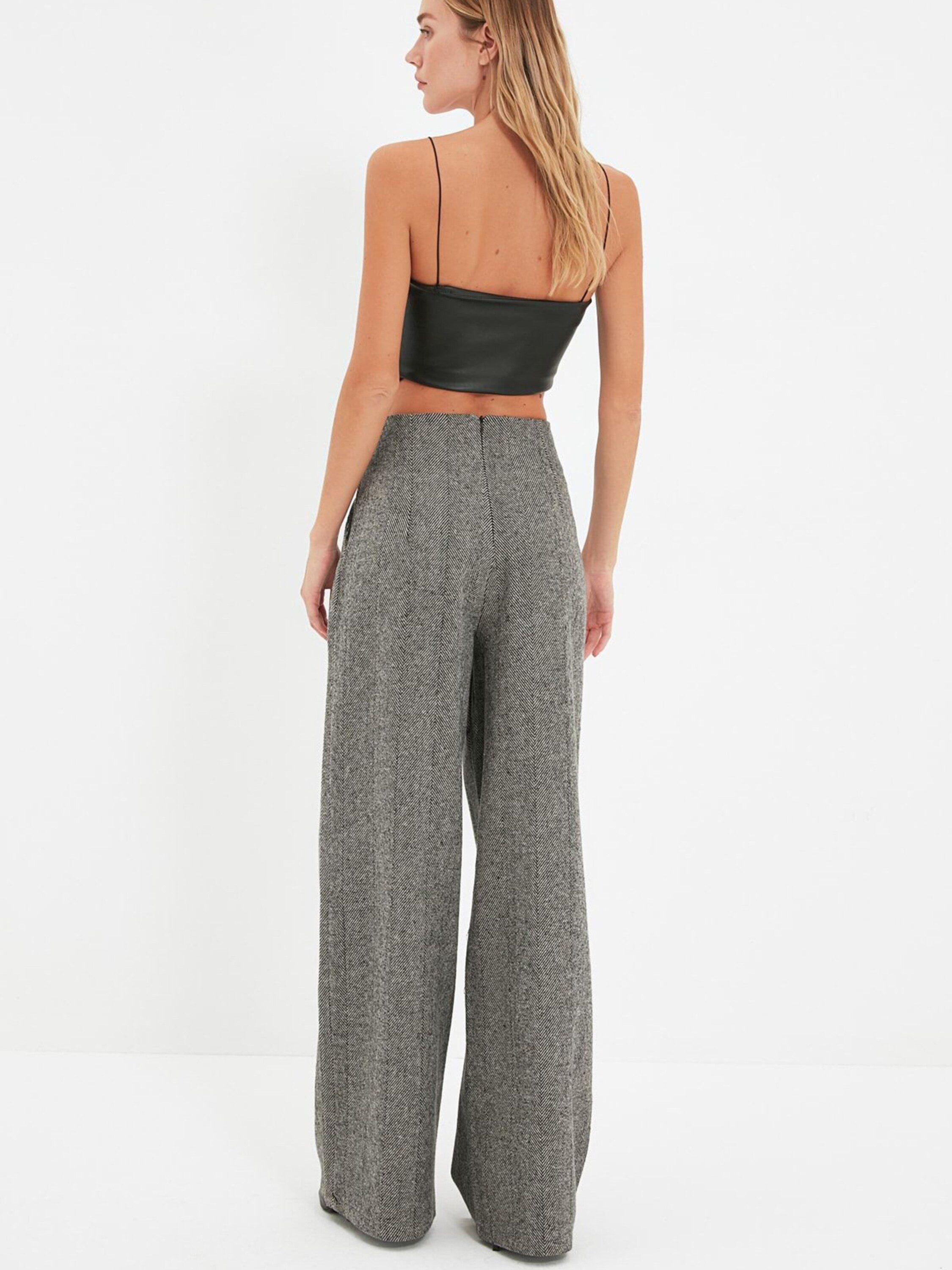 Trendyol Bundfaltenhose (1-tlg) Falten günstig online kaufen