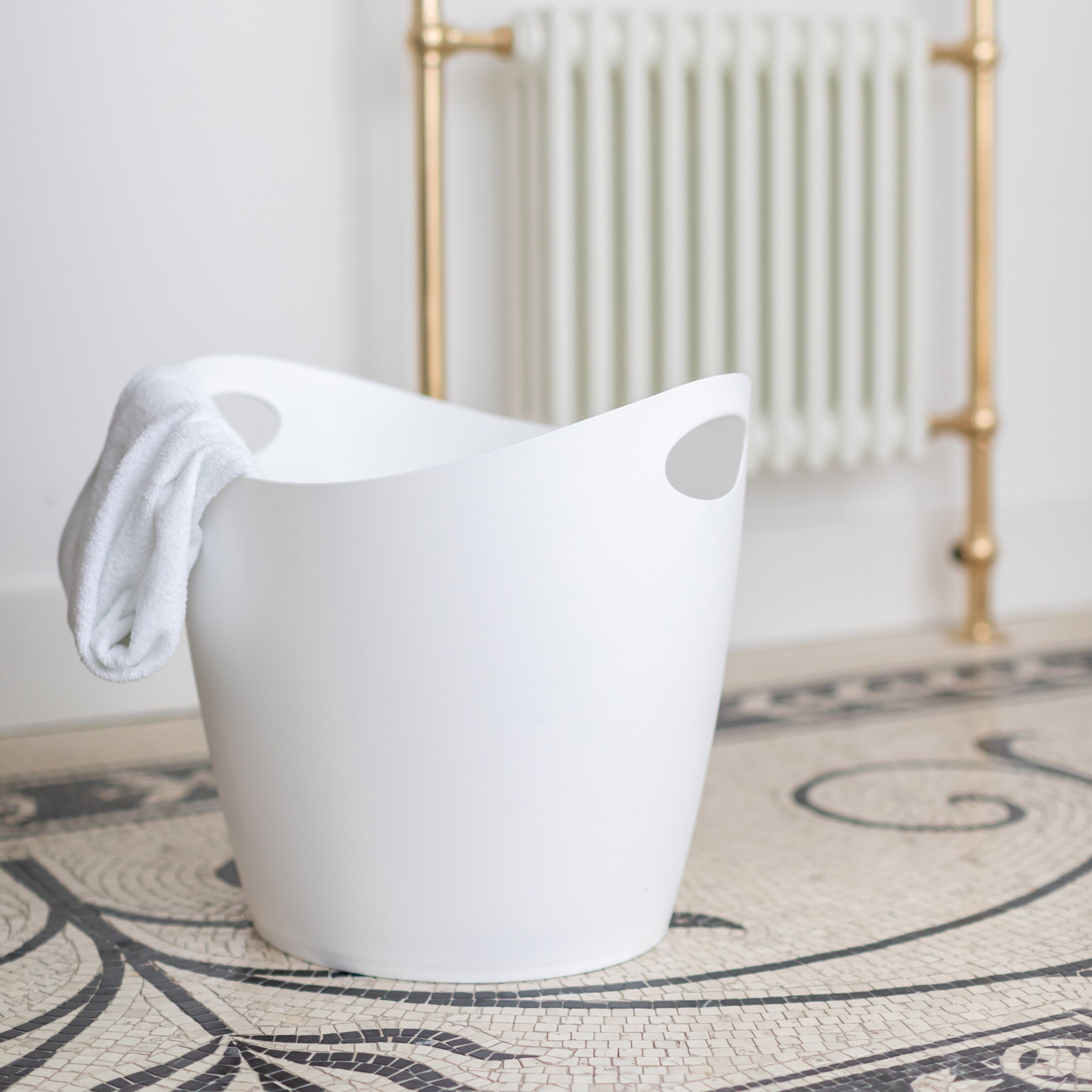 KOZIOL Wäschekorb BOTTICHELLI XL, melaminfrei, 28 Liter