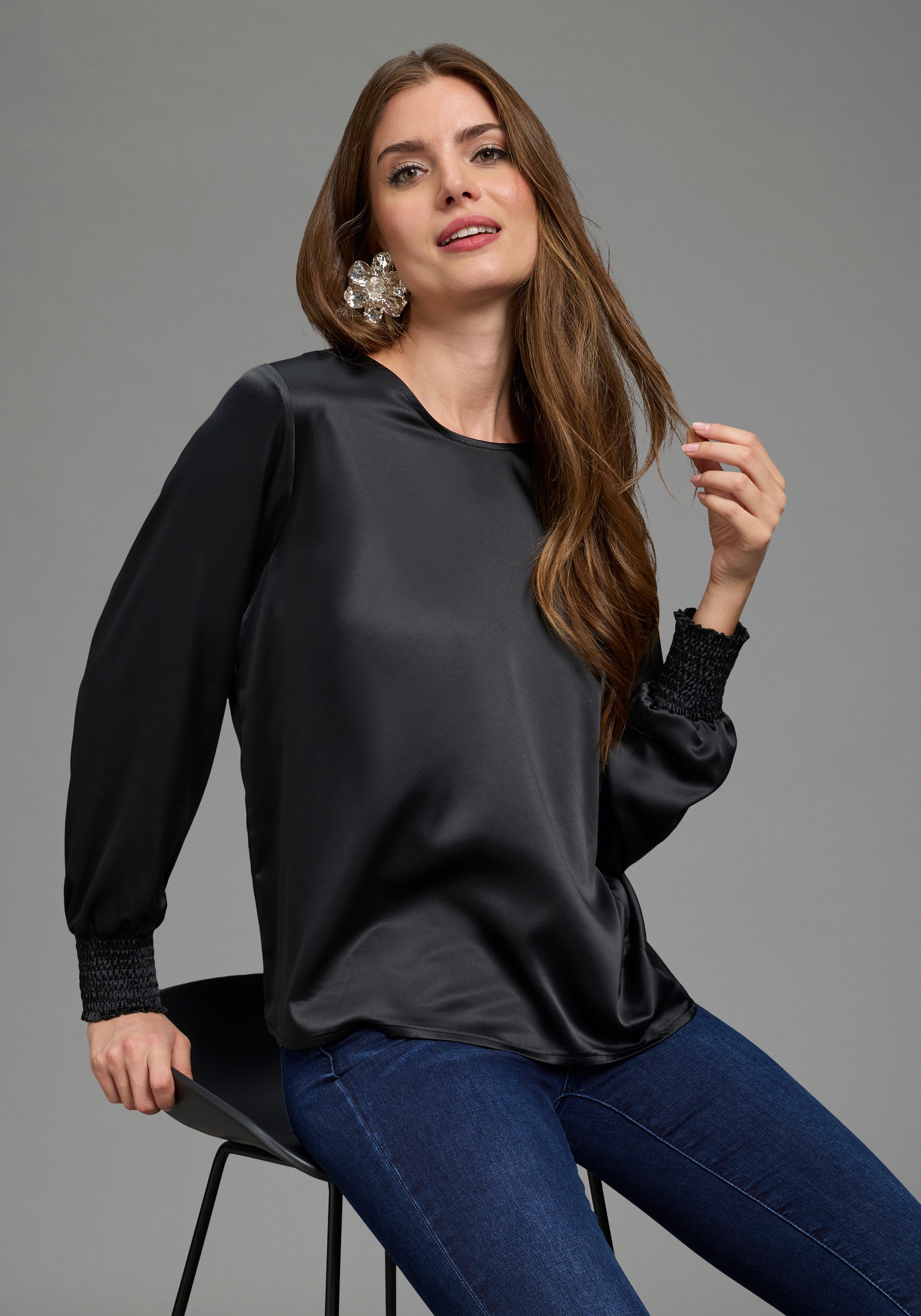 Laura Scott Schlupfbluse Festliche Satin-Bluse, Elastikbündchen am Ärmel, glänzender Stoff – Bild 3 von 5